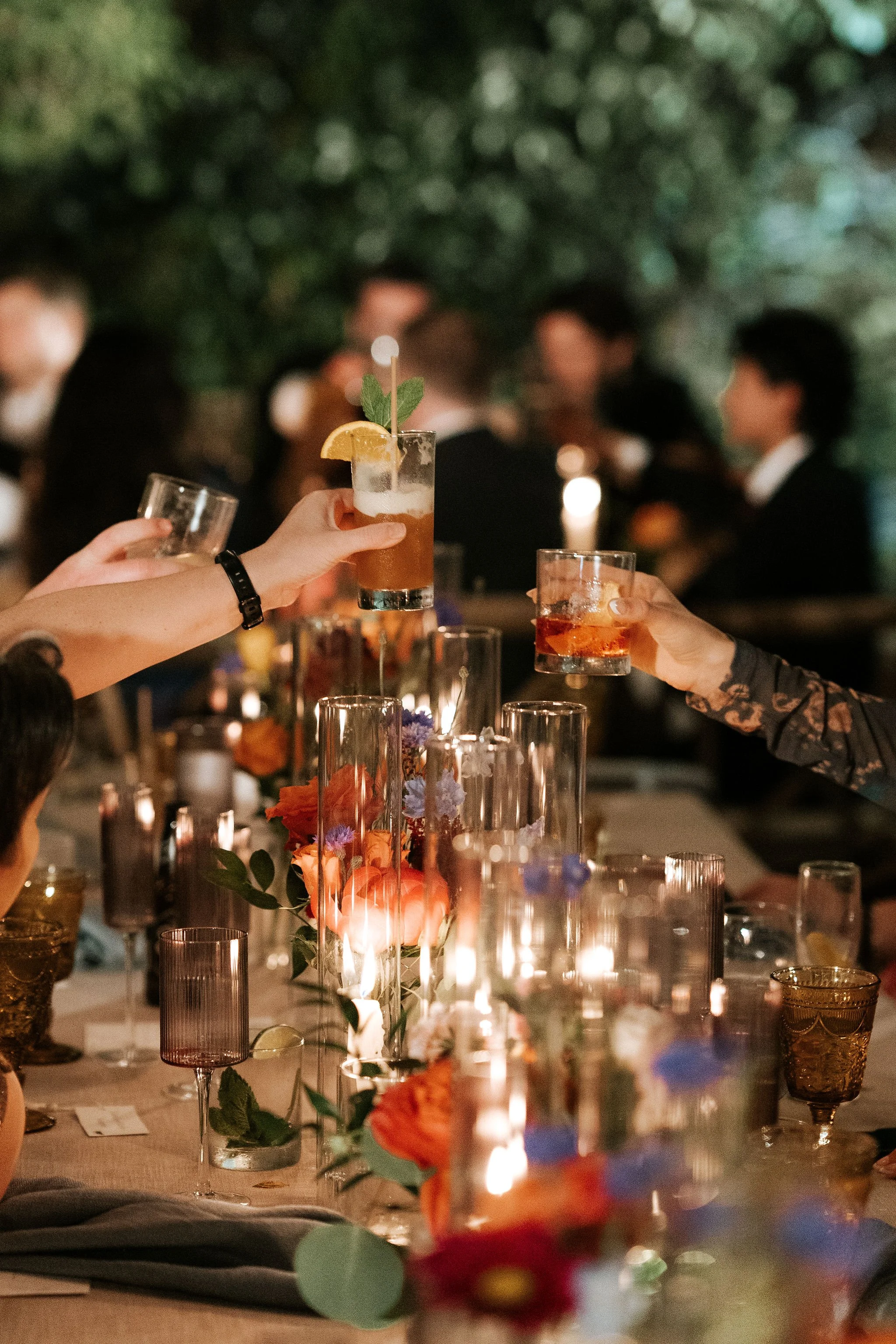hummingbird-nest-ranch-wedding-cocktail-toast