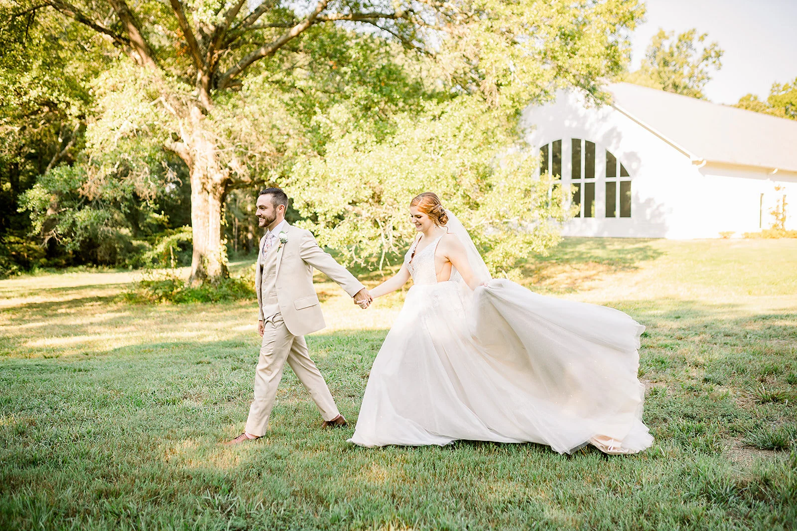 Thomas Wedding Legacy Acres Conway, AR — Lauren Haley Photography