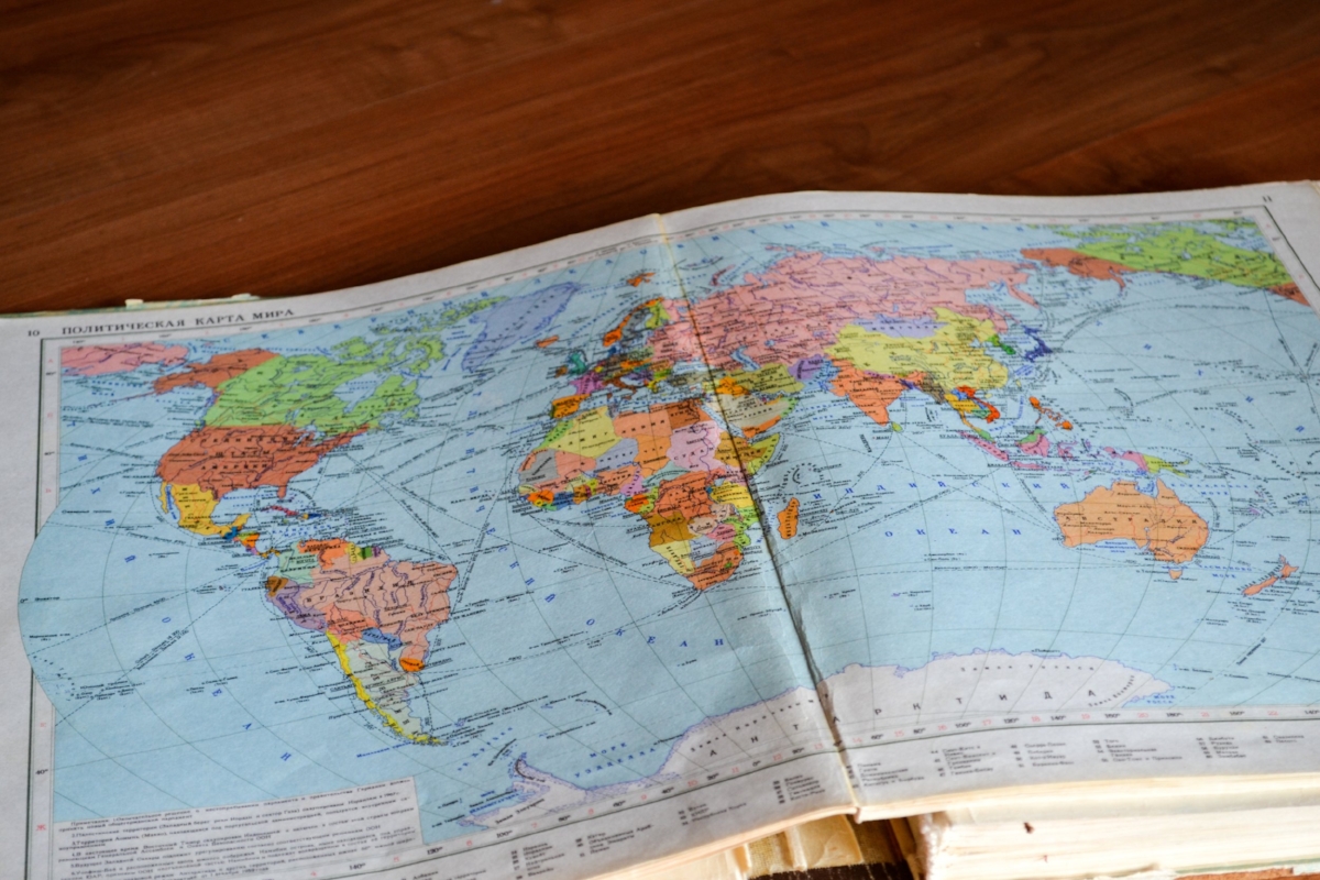 parents-international-surrogacy-laws-cost.jpg