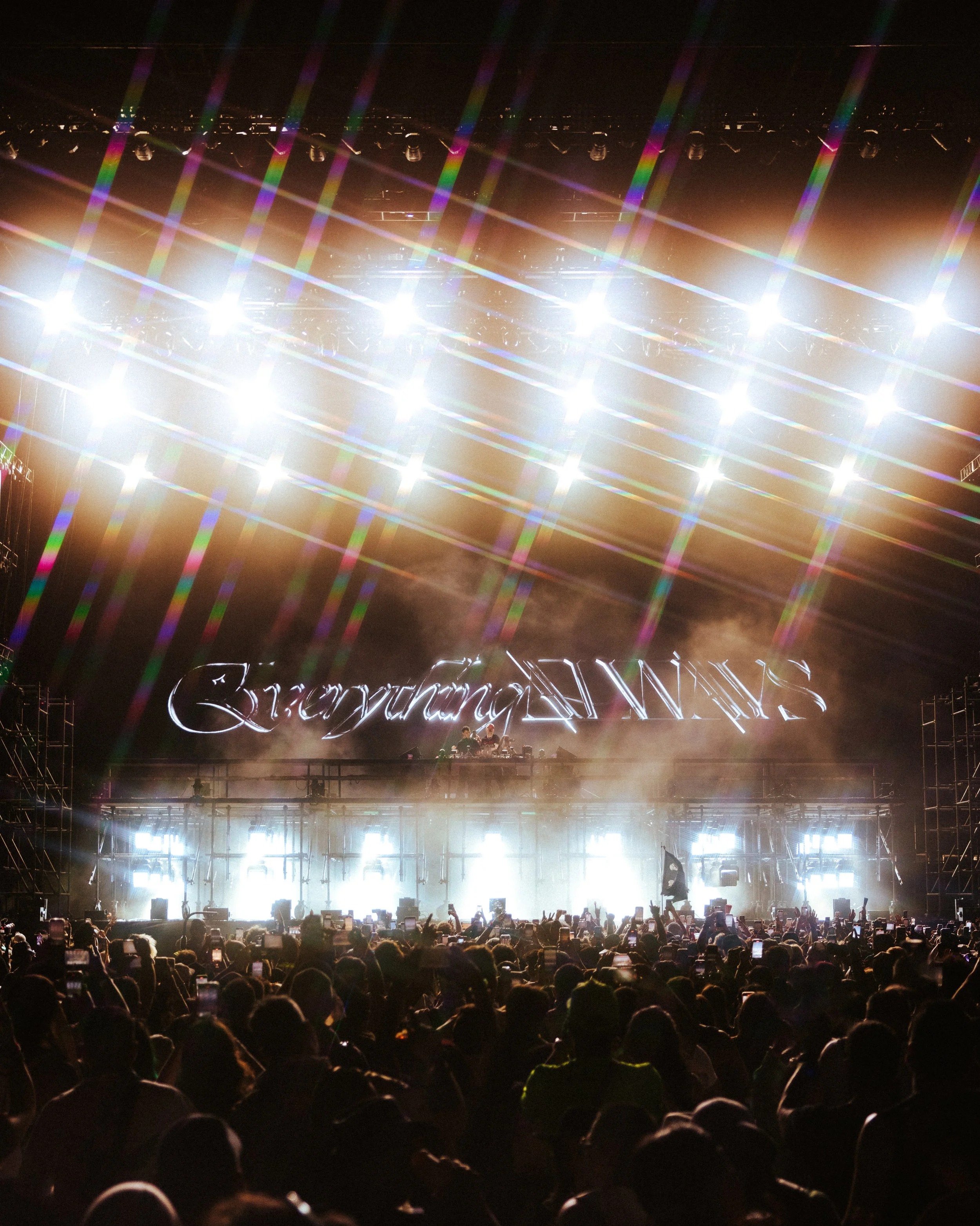 coachella24_w2_b densey_0075007.JPG