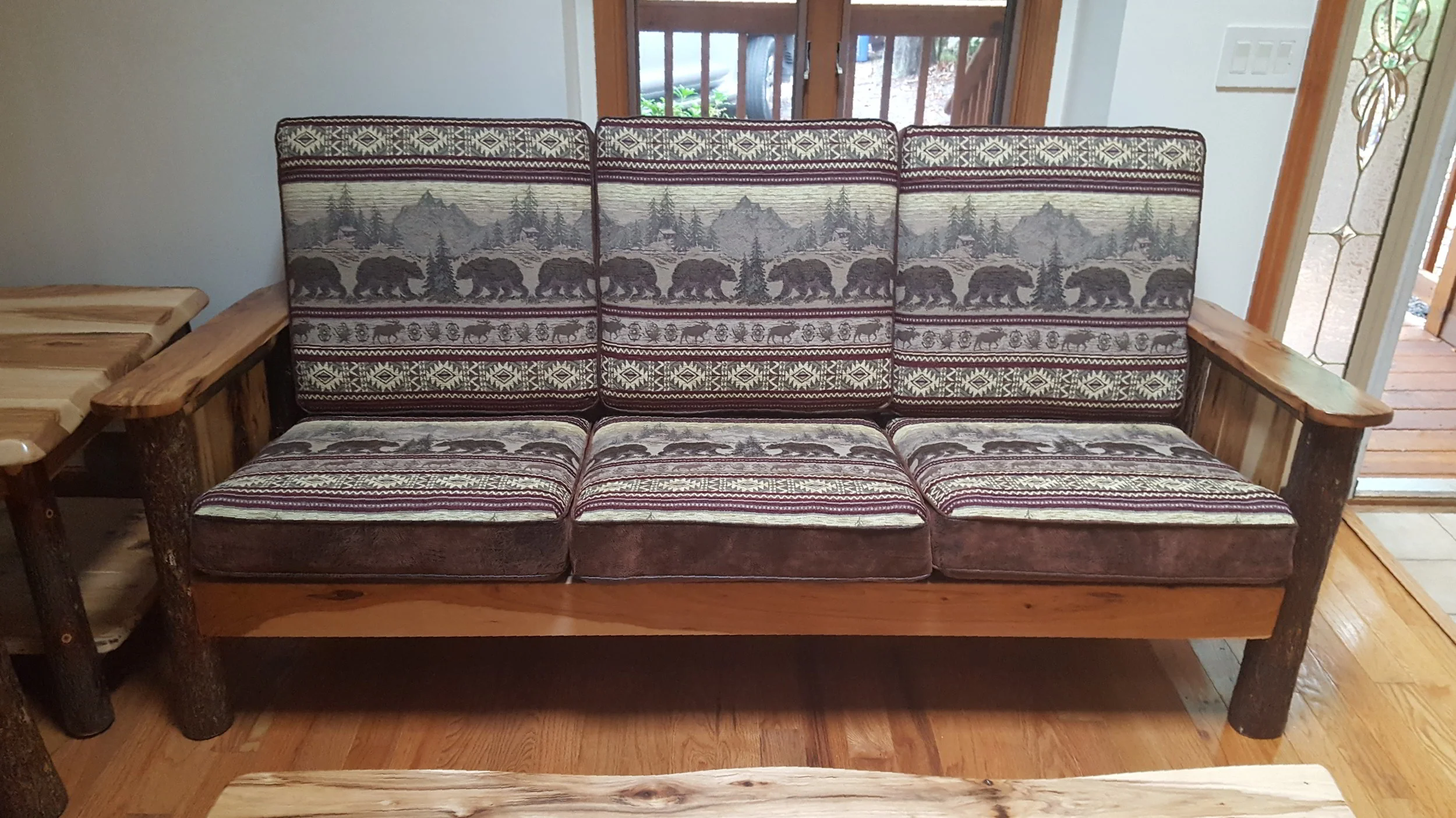 Sofa (9).jpg