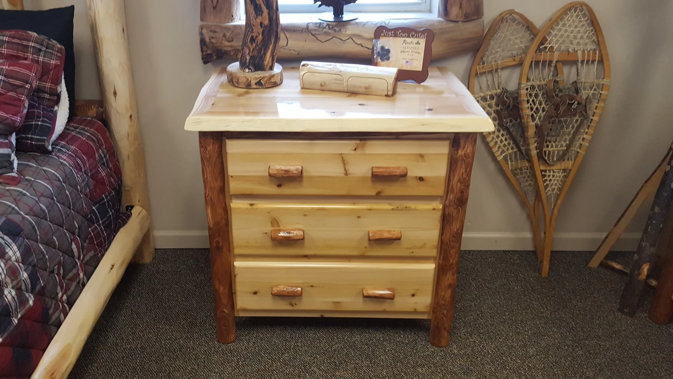 White Cedar Chest — EZ Mountain Rustic Furniture