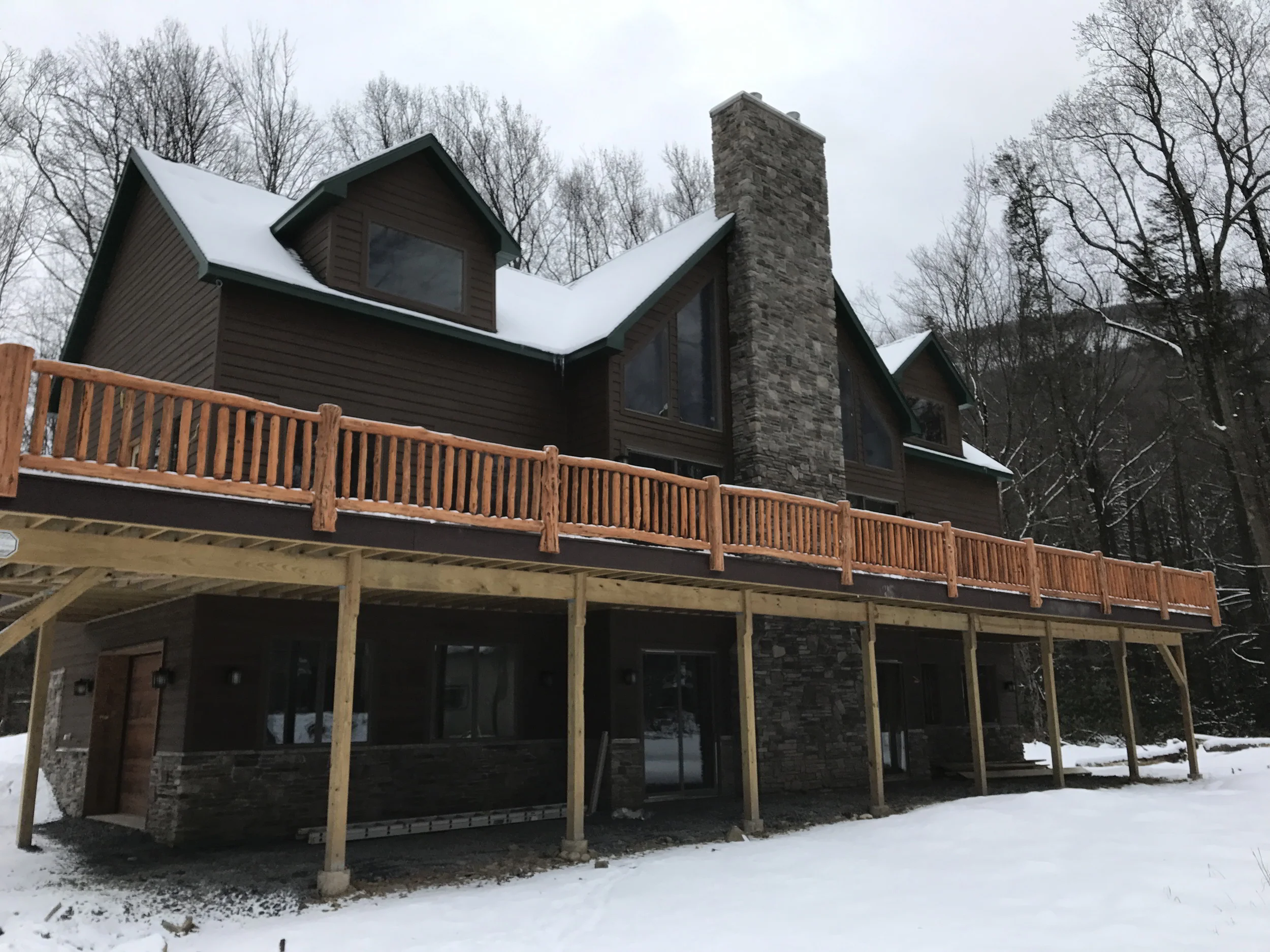 Red Cedar Log Railing — EZ Mountain Rustic Furniture