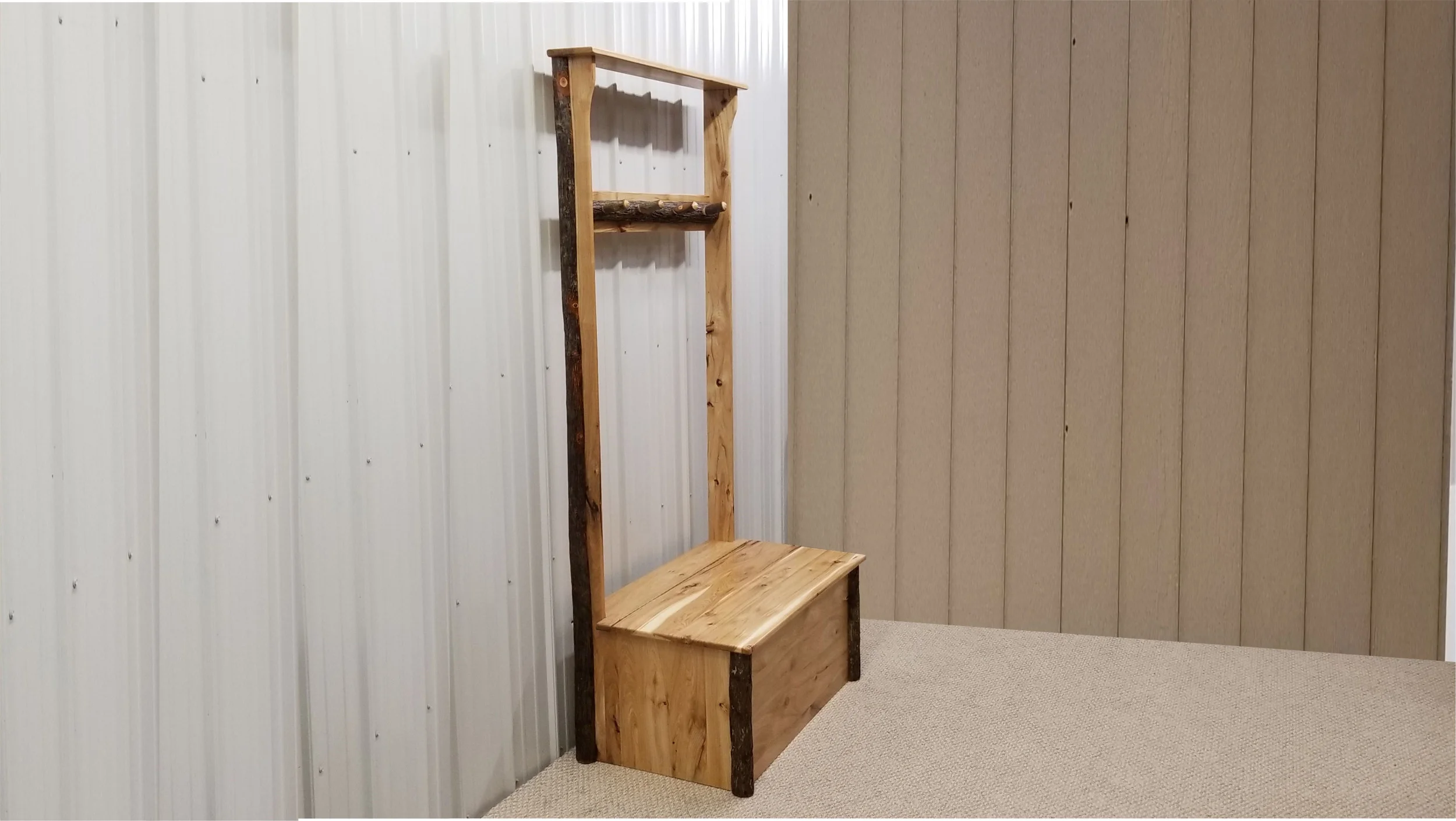 Hickory Hall Tree Bench — EZ Mountain Rustic Furniture