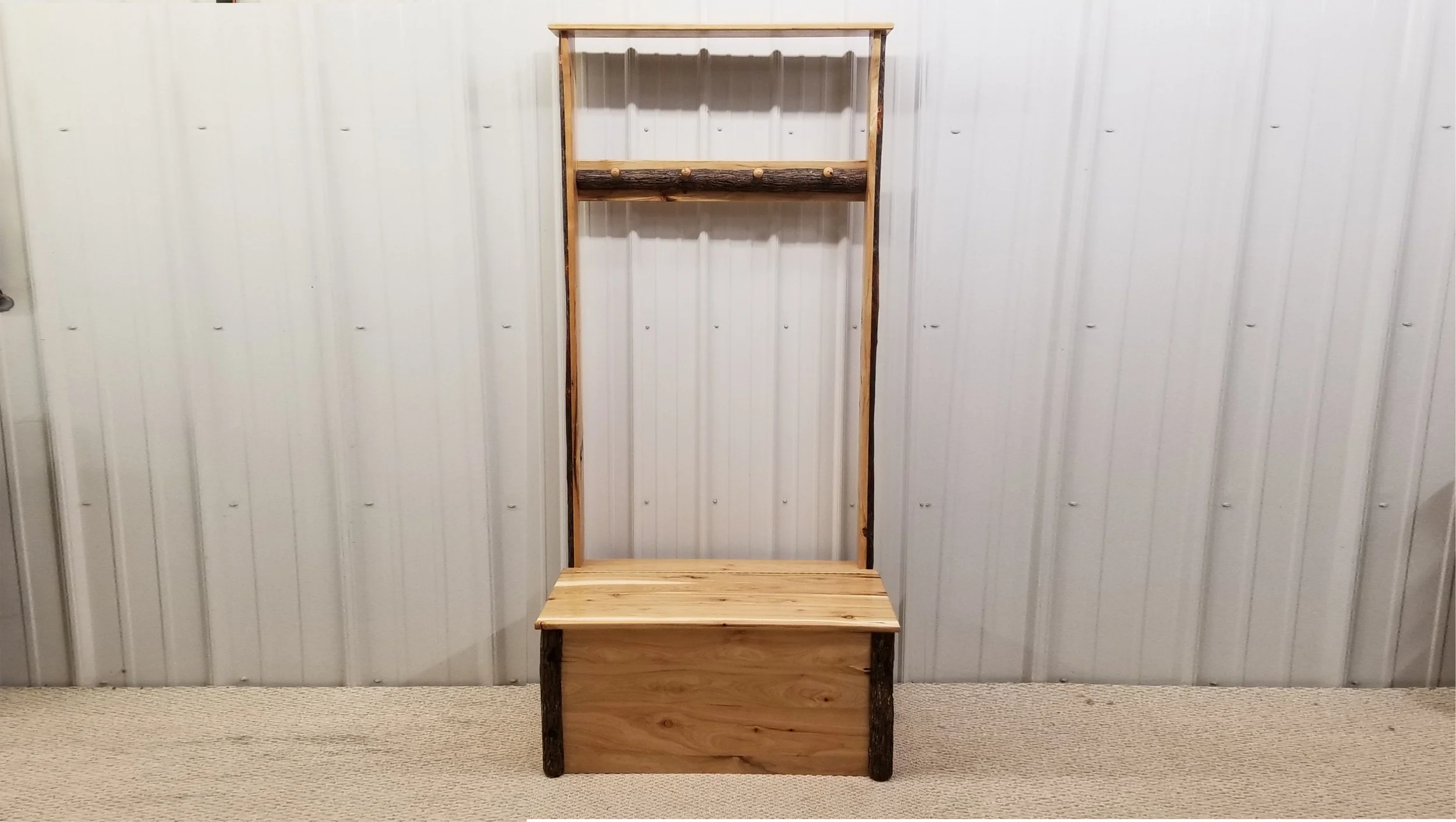 Hickory Hall Tree Bench — EZ Mountain Rustic Furniture