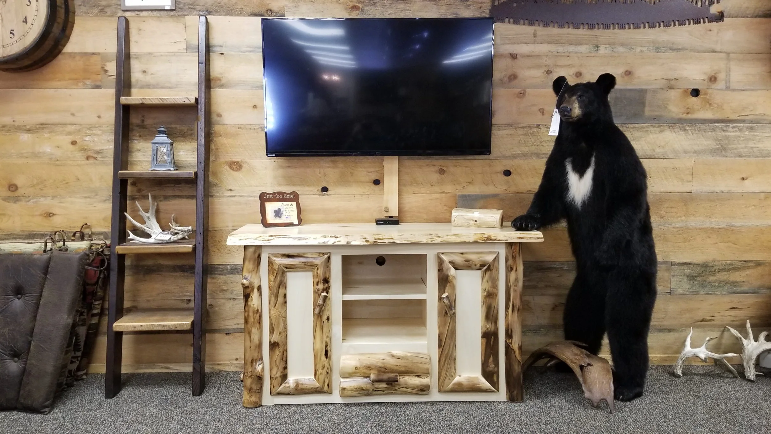 aspen tv stand 54-1.jpg