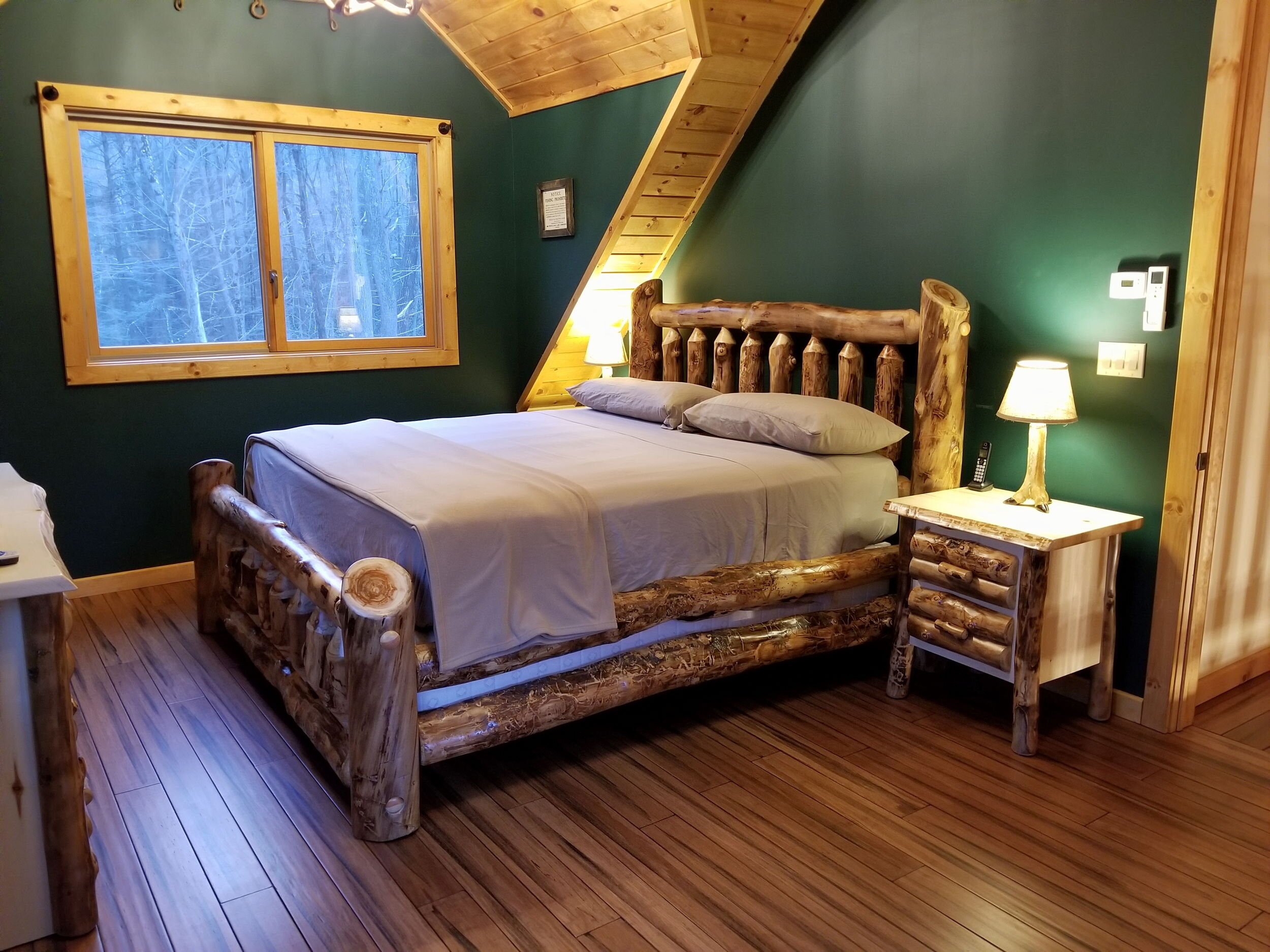 Big Pocono Lodge Bedrooms (1) (2019_07_09 20_40_46 UTC).jpg