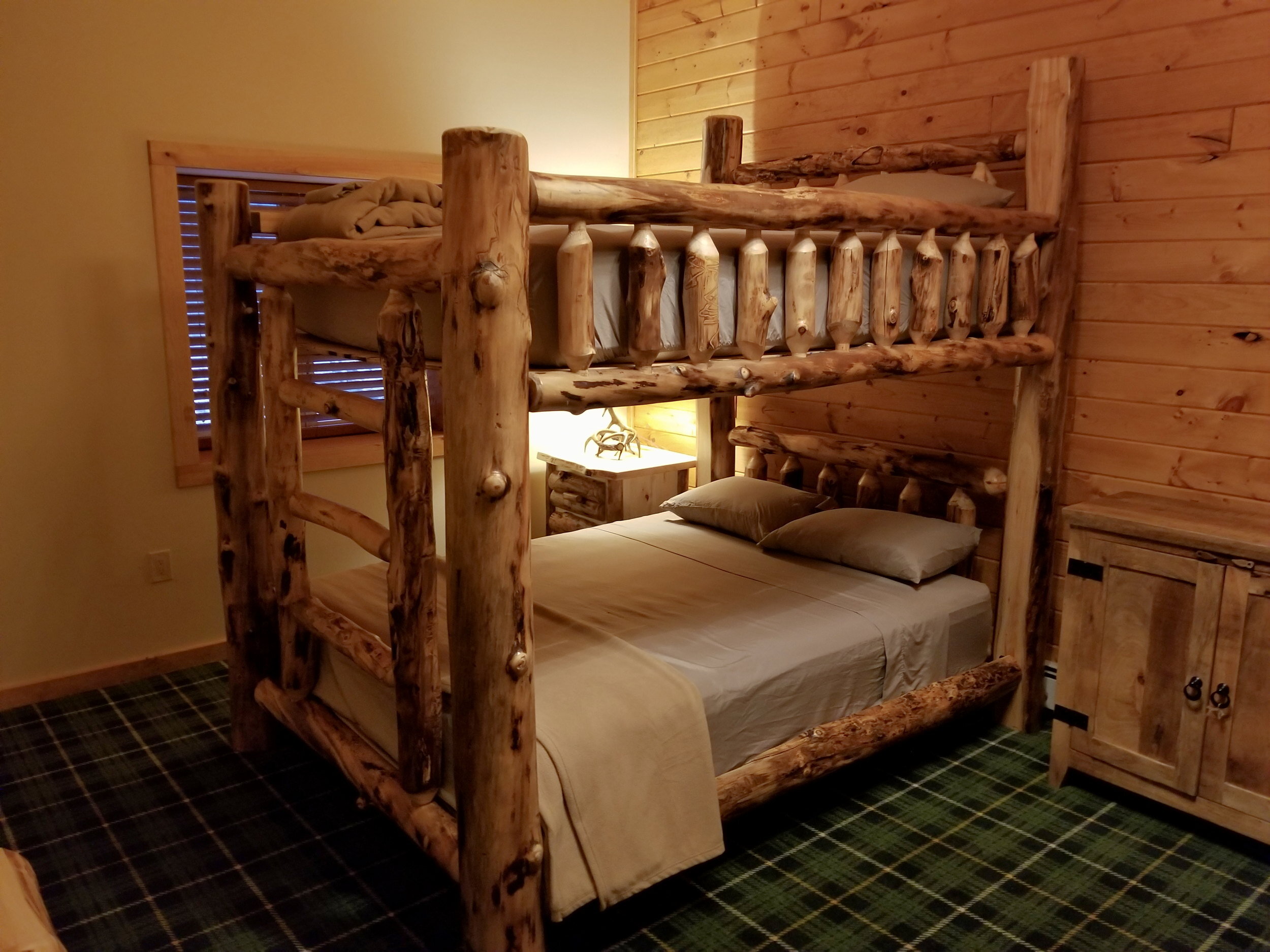 Big Pocono Lodge  Bunk Beds (3) (2019_07_09 20_40_46 UTC).jpg