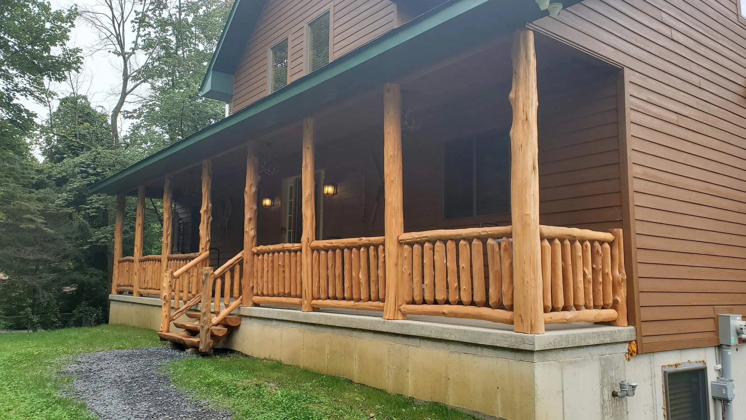 Rustic Log & Timber Railing — EZ Mountain Rustic Furniture