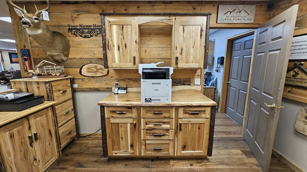 Hickory Kitchen Cabinets: Elevate Your Culinary Space - Decor