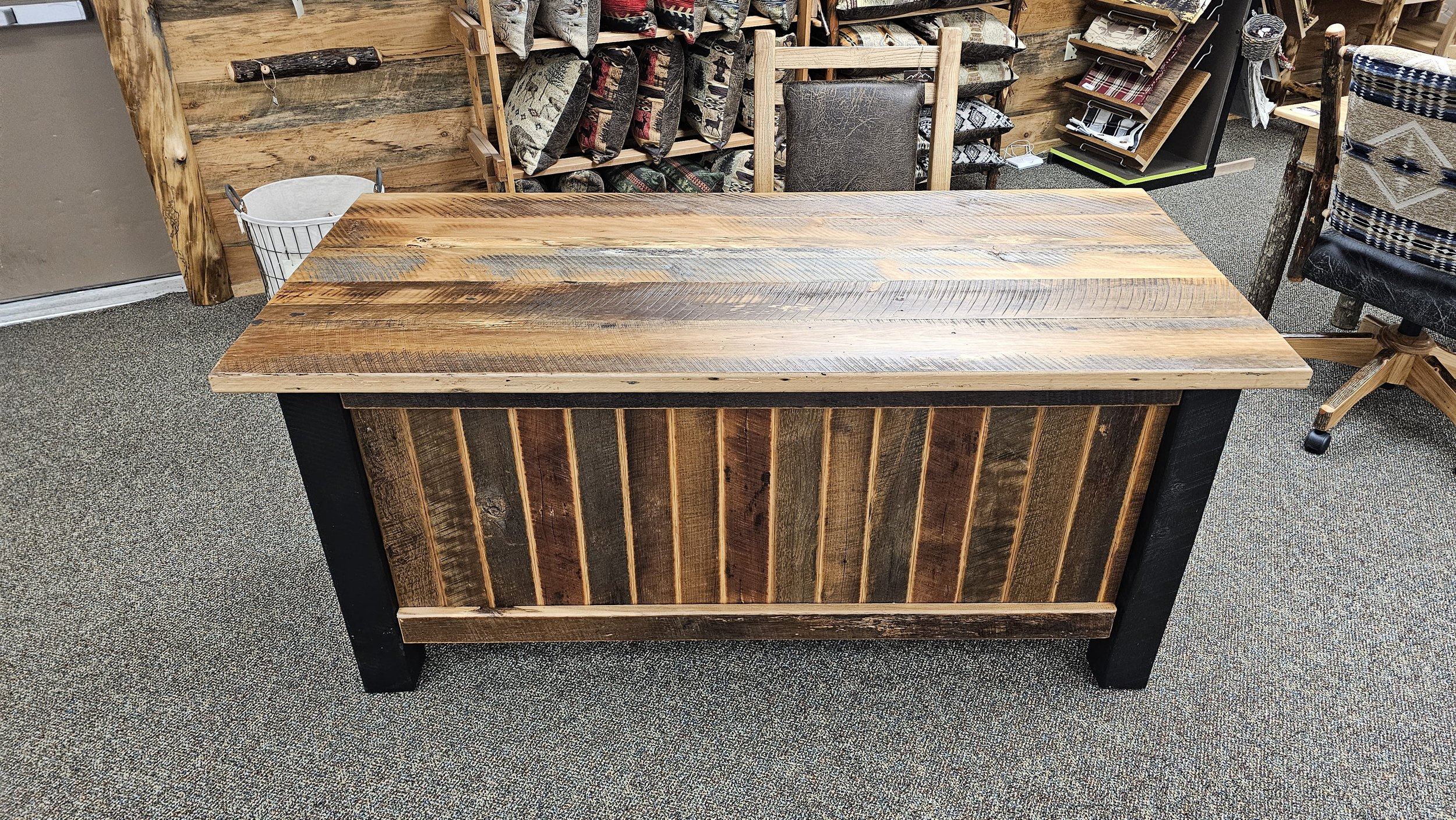 Barnwood Desk (7).jpg