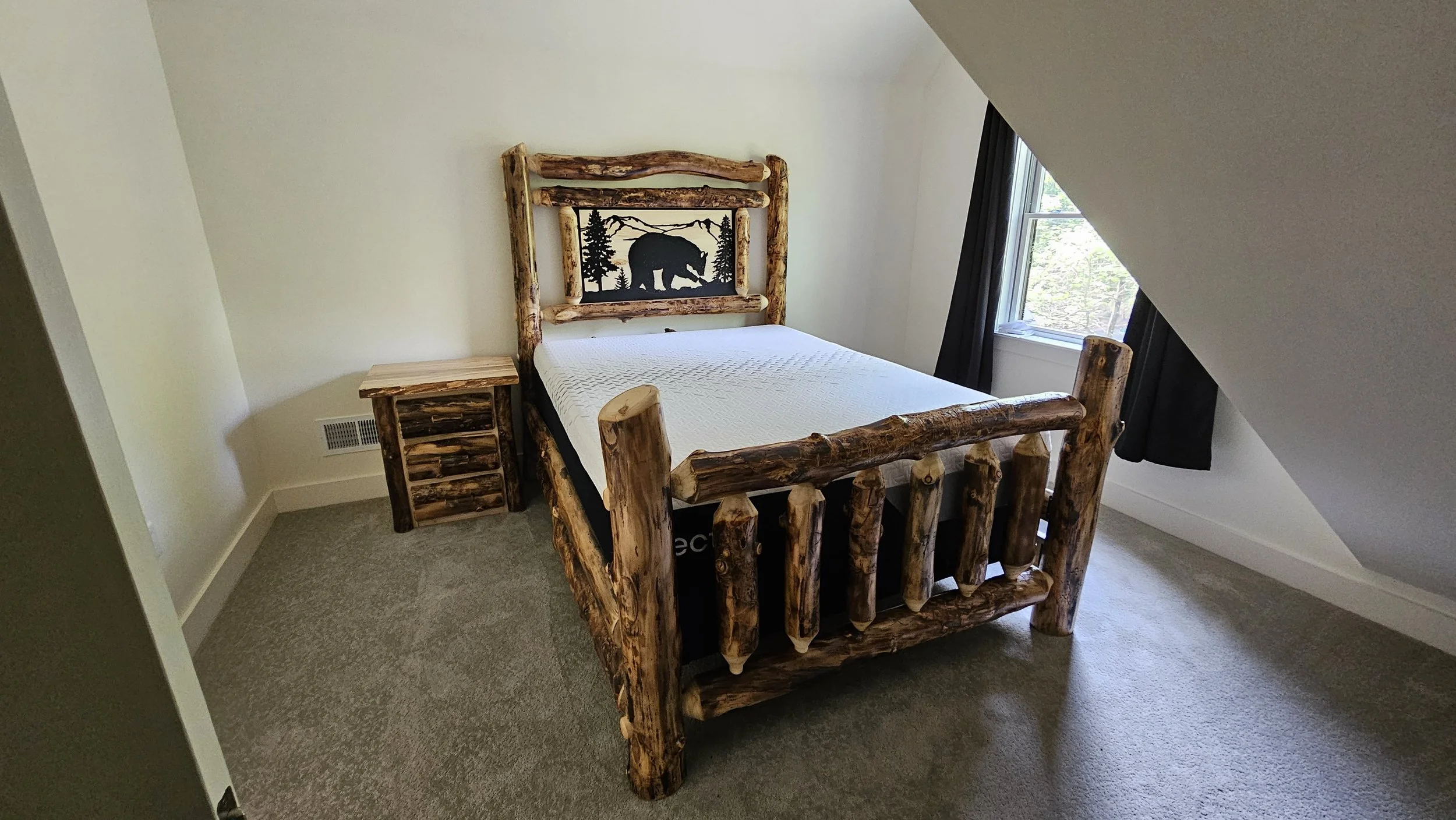 Aspen Sierra Bed (2).jpg