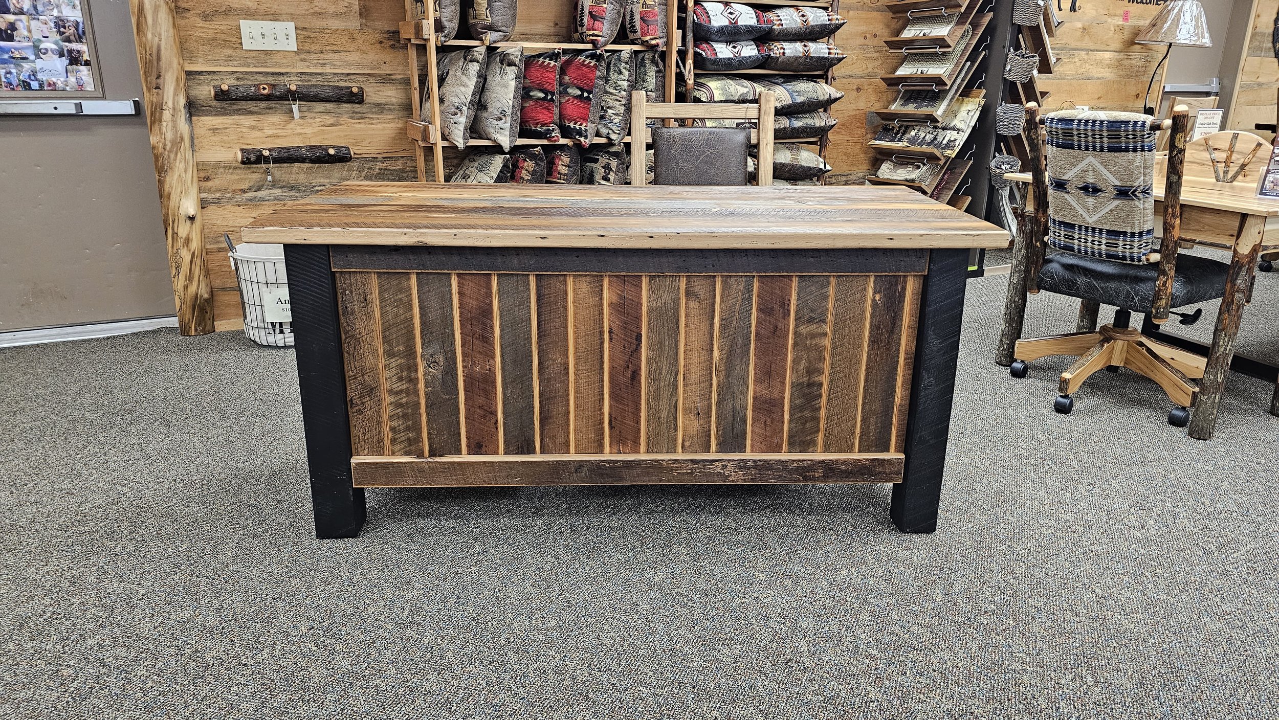 Barnwood Desk (5).jpg