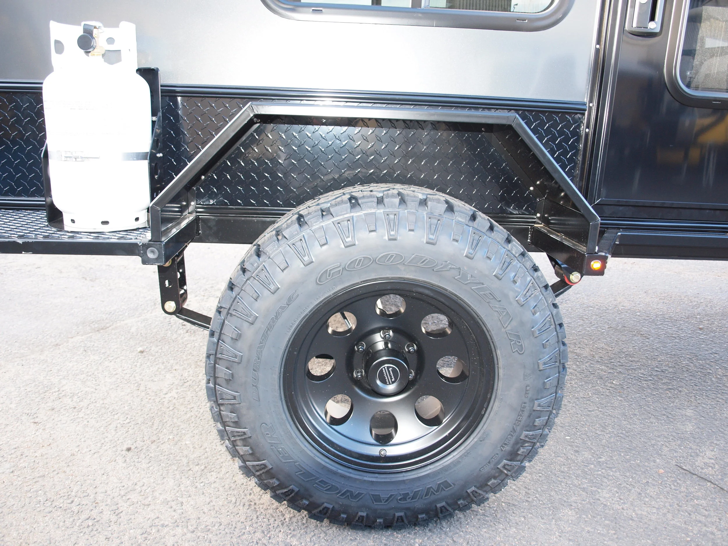Alum Wheel Upgrade on a Extreme Off-Road