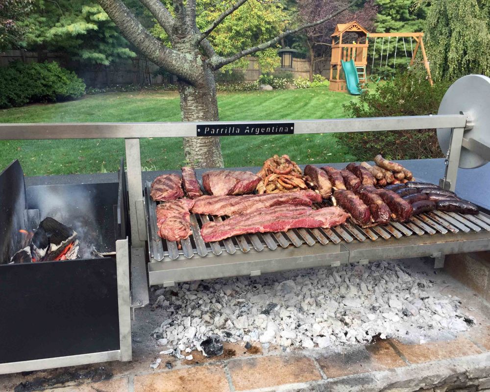 Tips Grilling Over Wood Embers — Gaucho Grills