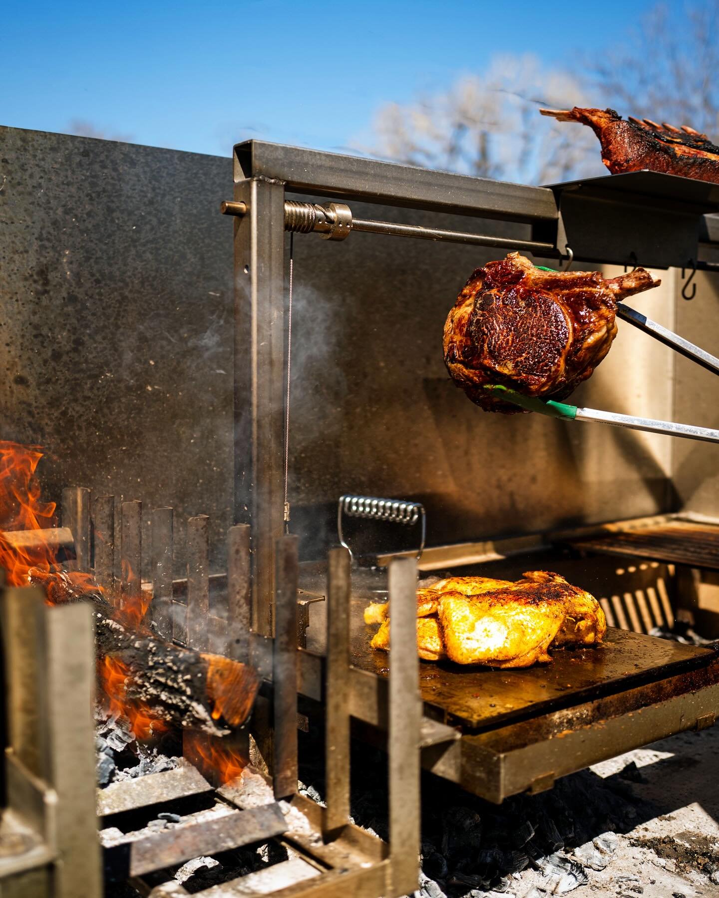 The fire grilled cuisine that our clients and friends pull off their grill makes us so happy&hellip;and hungry. 

Thanks @chefprestonpaine 
.
.
.
.
.
#gauchogrills #grillthisway #texasgrill #outdoorliving #outdoorkitchen #patiodreams #argentineangril