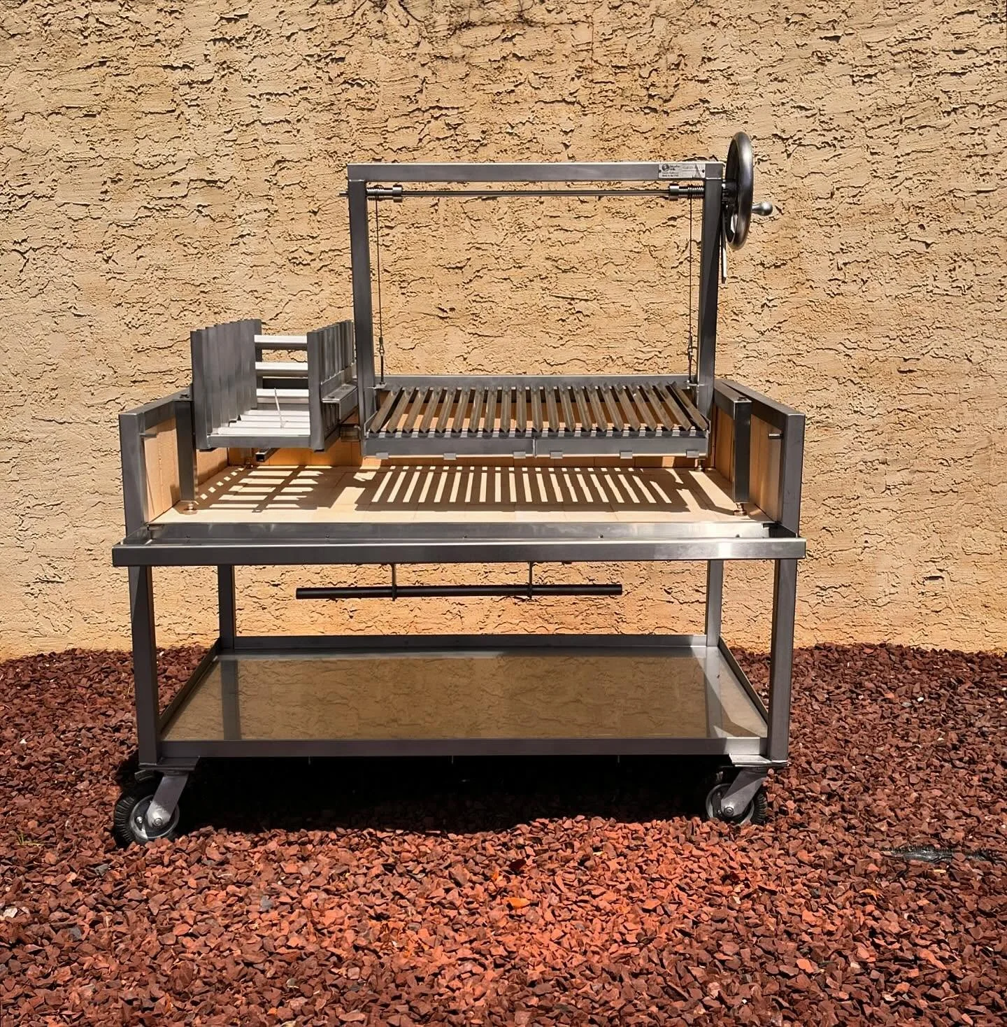 We may have landed a grill on Mars. So it would be really easy to get one into your backyard.
.
,
.
#gauchogrills #grilling #argentinegrill #parrilla #grillthisway #gauchogrill #argentum #outdoorliving #outdoorkitchen #woodfiredgrill #charcoalgrill #