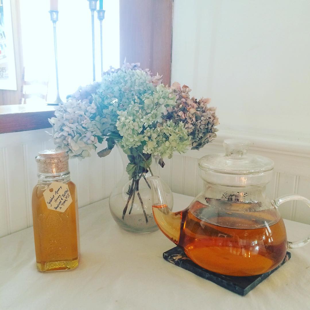 fresh tea and honey with flowers at plum nelli farm washington.jpg