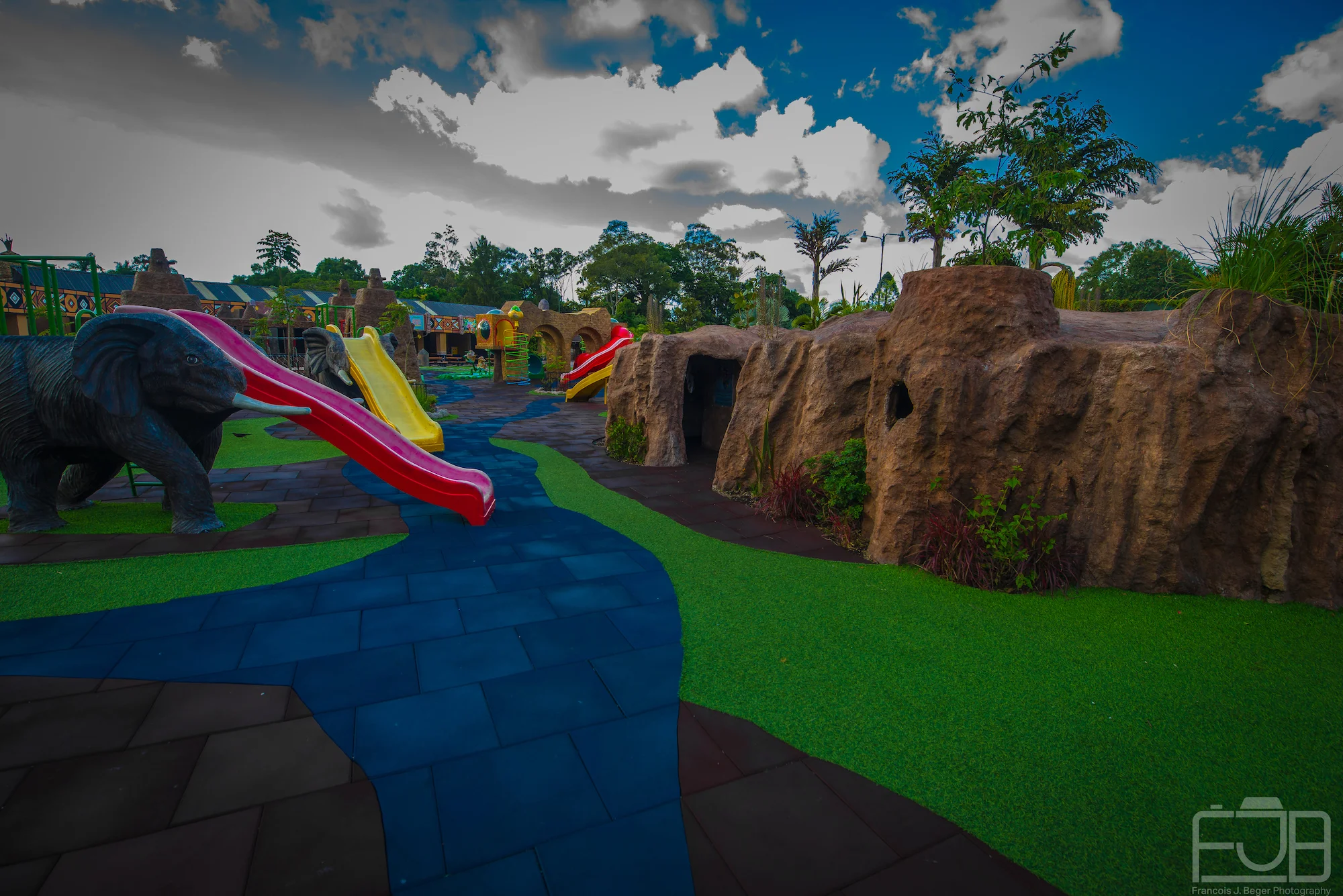Área de juegos infantiles, Zoológico La Aurora
