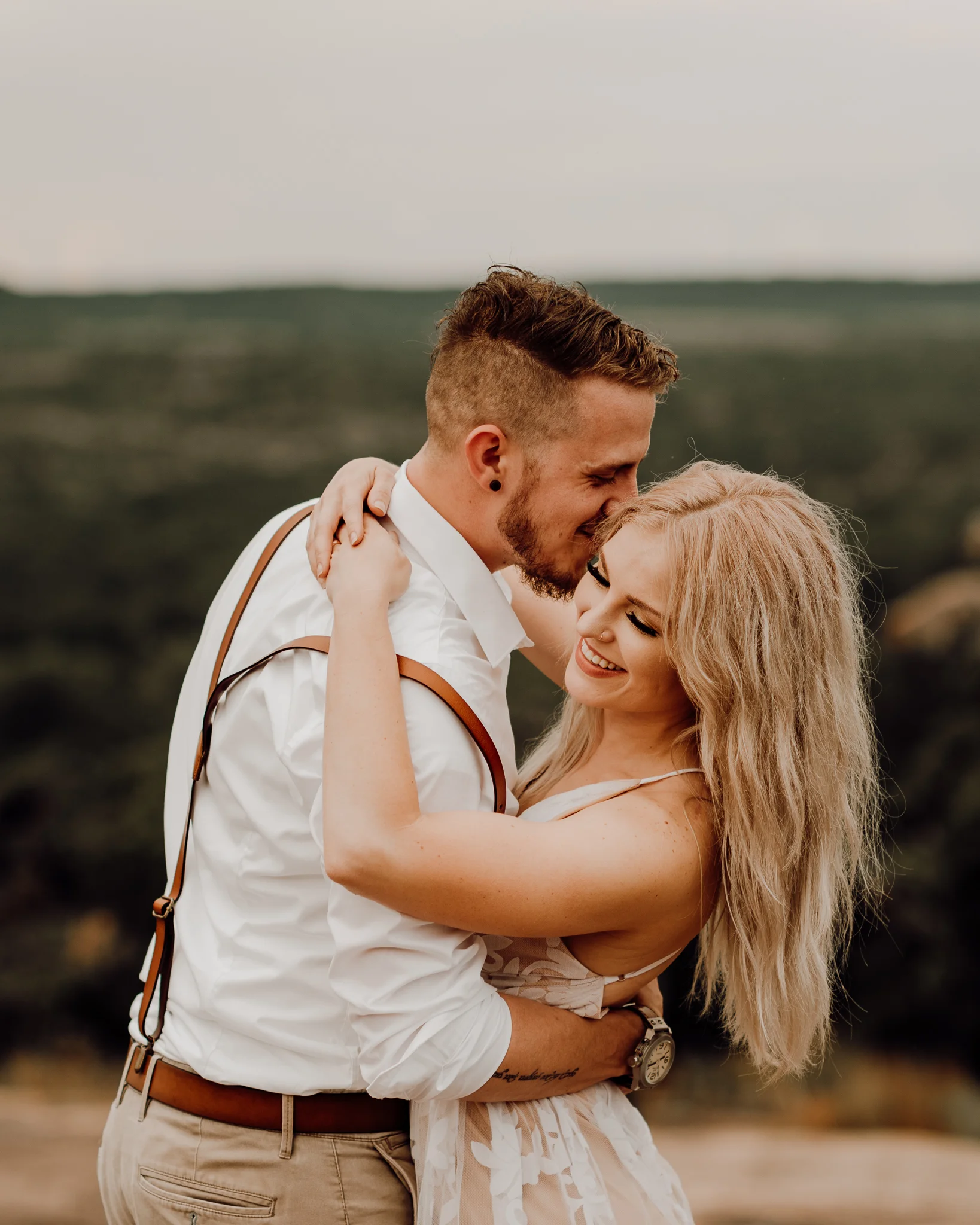 texas-elopement-photographer-enchanted-rock-18-blog.jpg