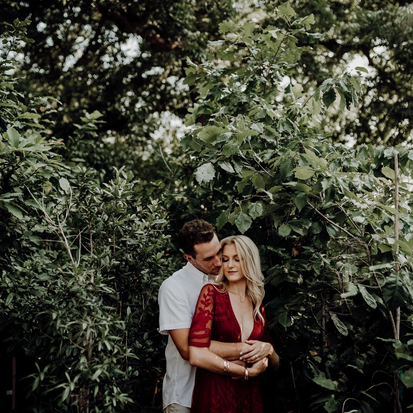 kristen+giles+photography+%7C+texas+wedding+photographer+-+austin+plant+shop+engagement+session-17-blog.jpg