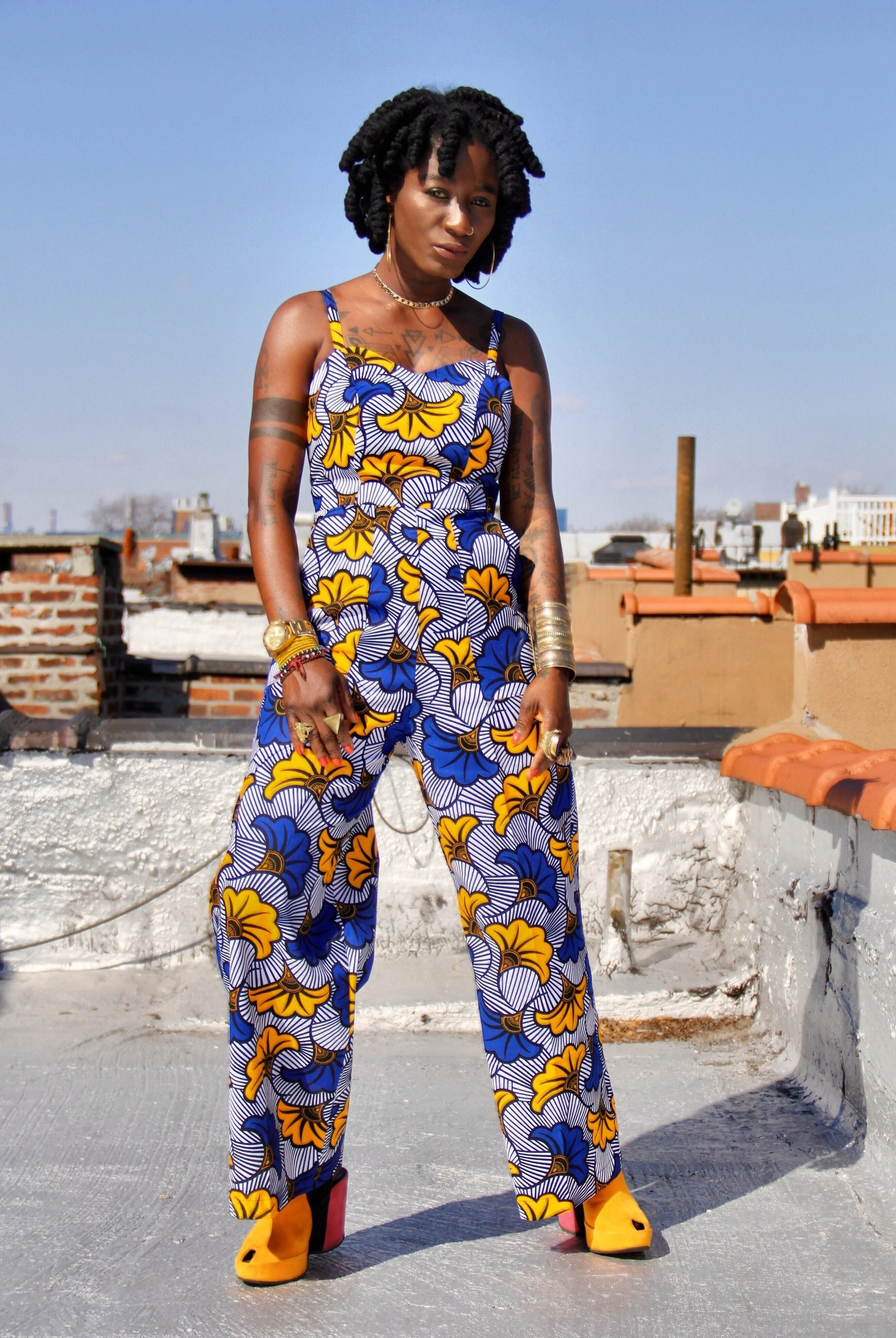 Spaghetti strap (blue &amp; yellow flower)