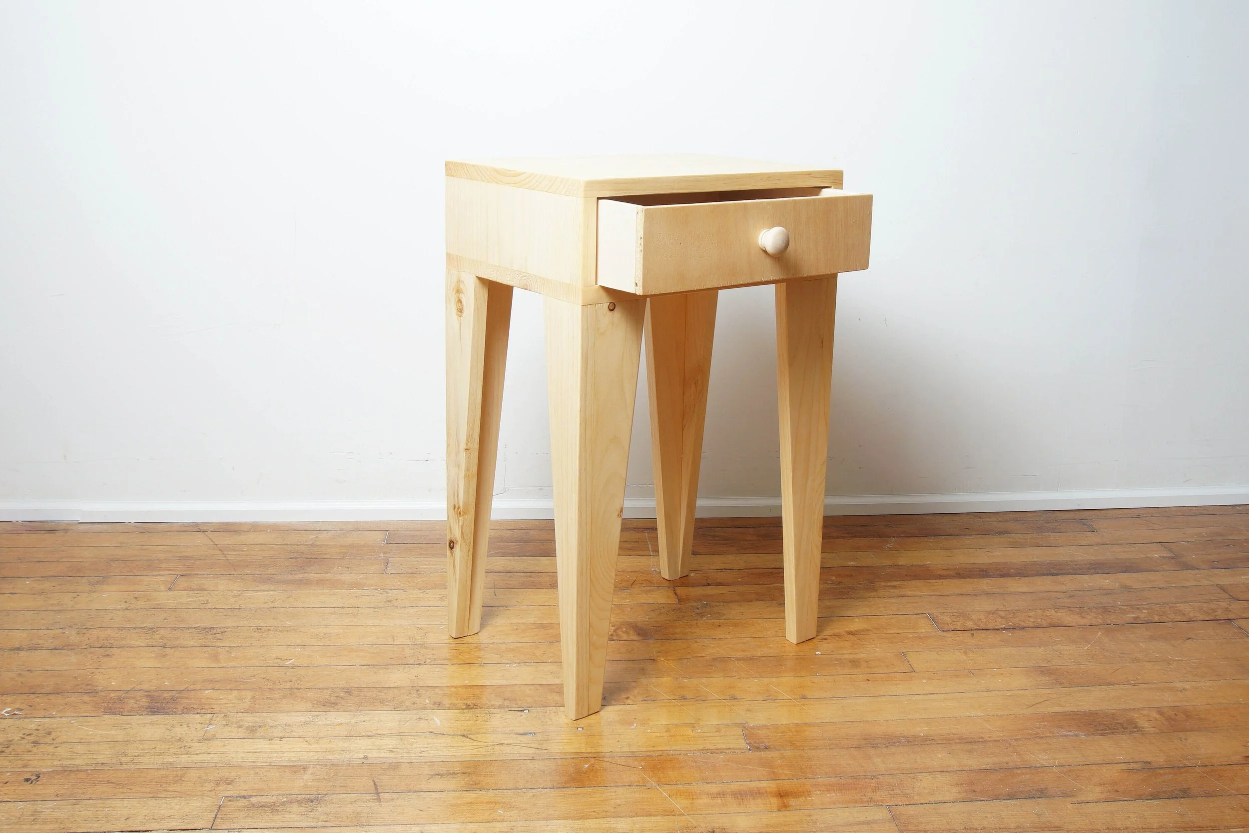 https://i.etsystatic.com/8552523/r/il/ced142/1633463966/il_fullxfull.1633463966_5wb1.jpg