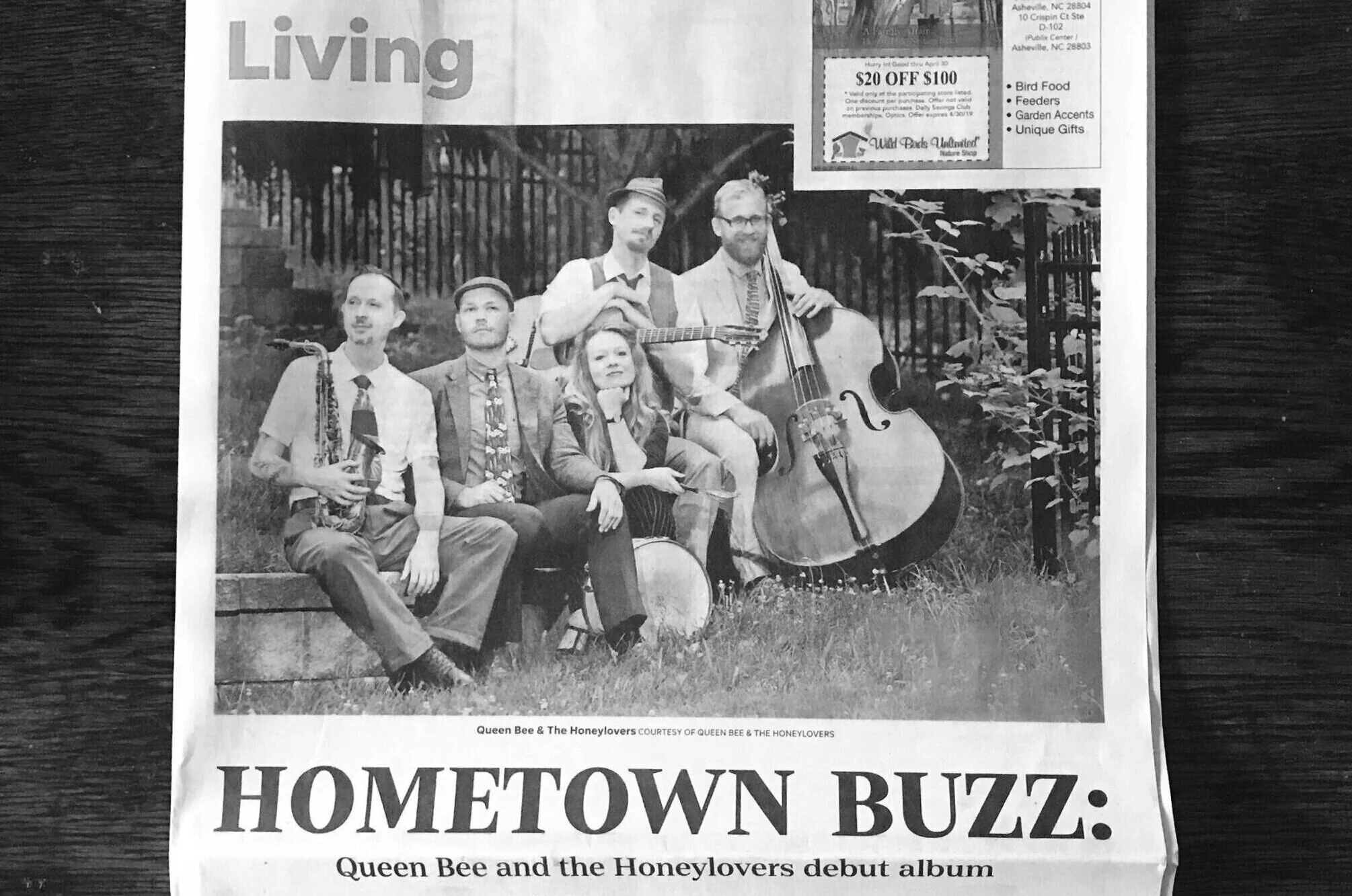 Band Pictured: Queen Bee &amp; The Honeylovers