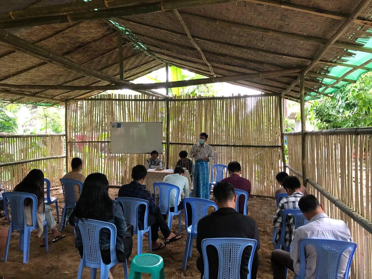 သင်၏လှူဒါန်းမှုက ကျောင်းတွေဆောက်ပေးနေပါတယ်