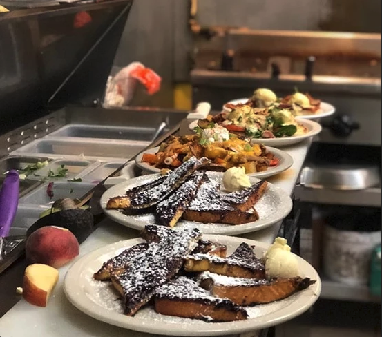 Eat at the New Moon Cooperative Cafe!