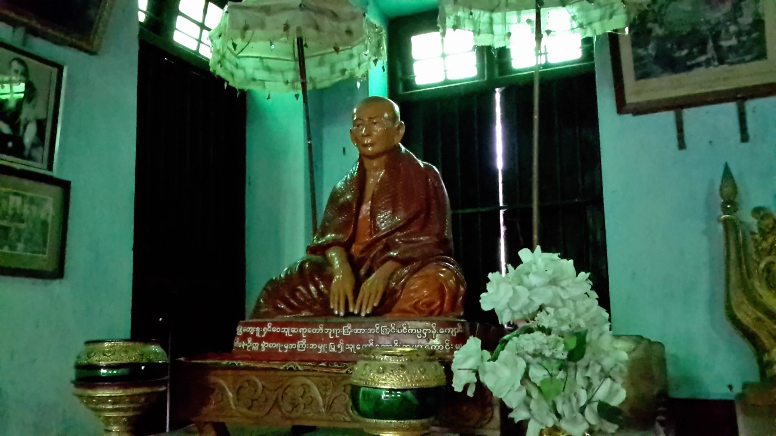The fighting inches closer to Webu Sayadaw Monastery