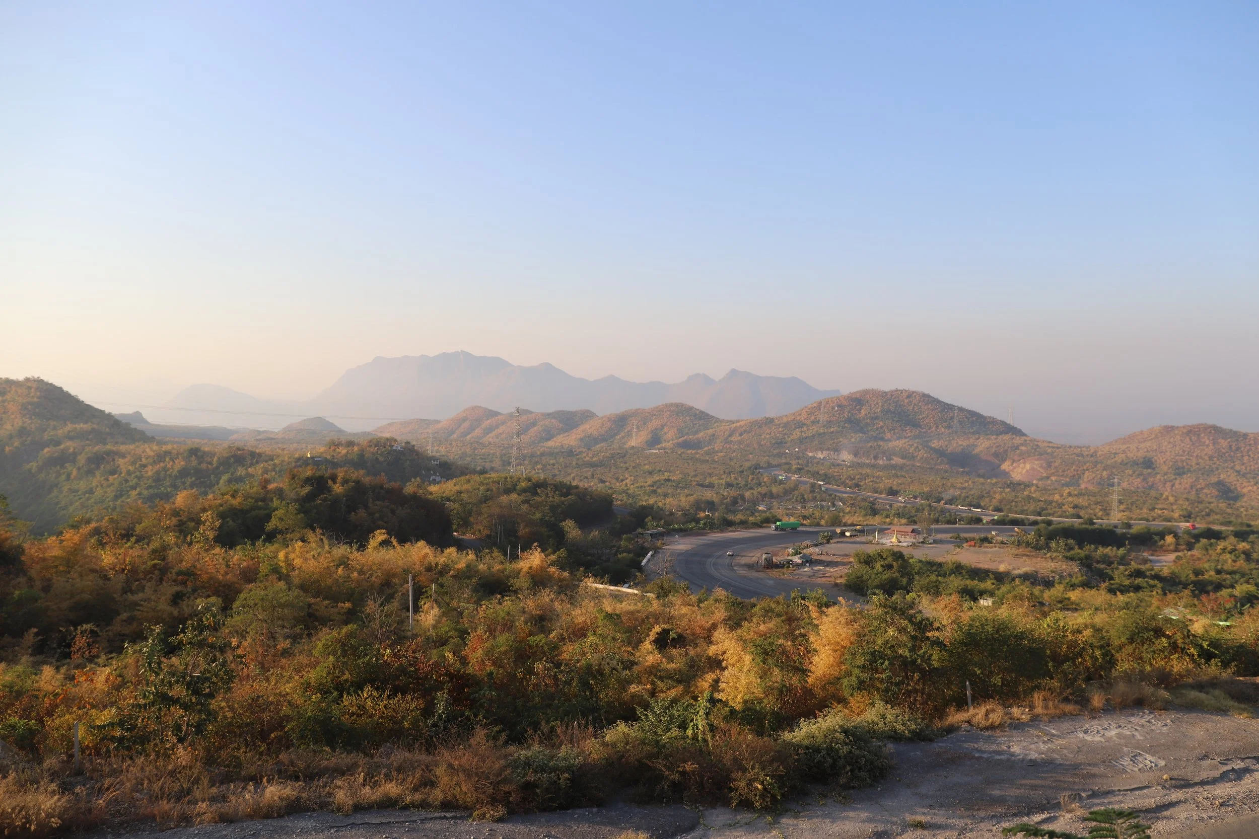 A visit to a Pyin Oo Lwin monastery