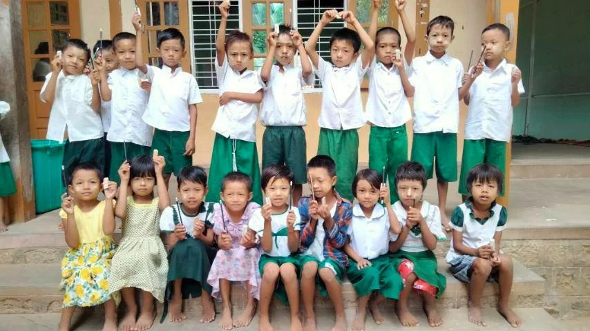 A monastic school donation: "Sakka has sent you!"