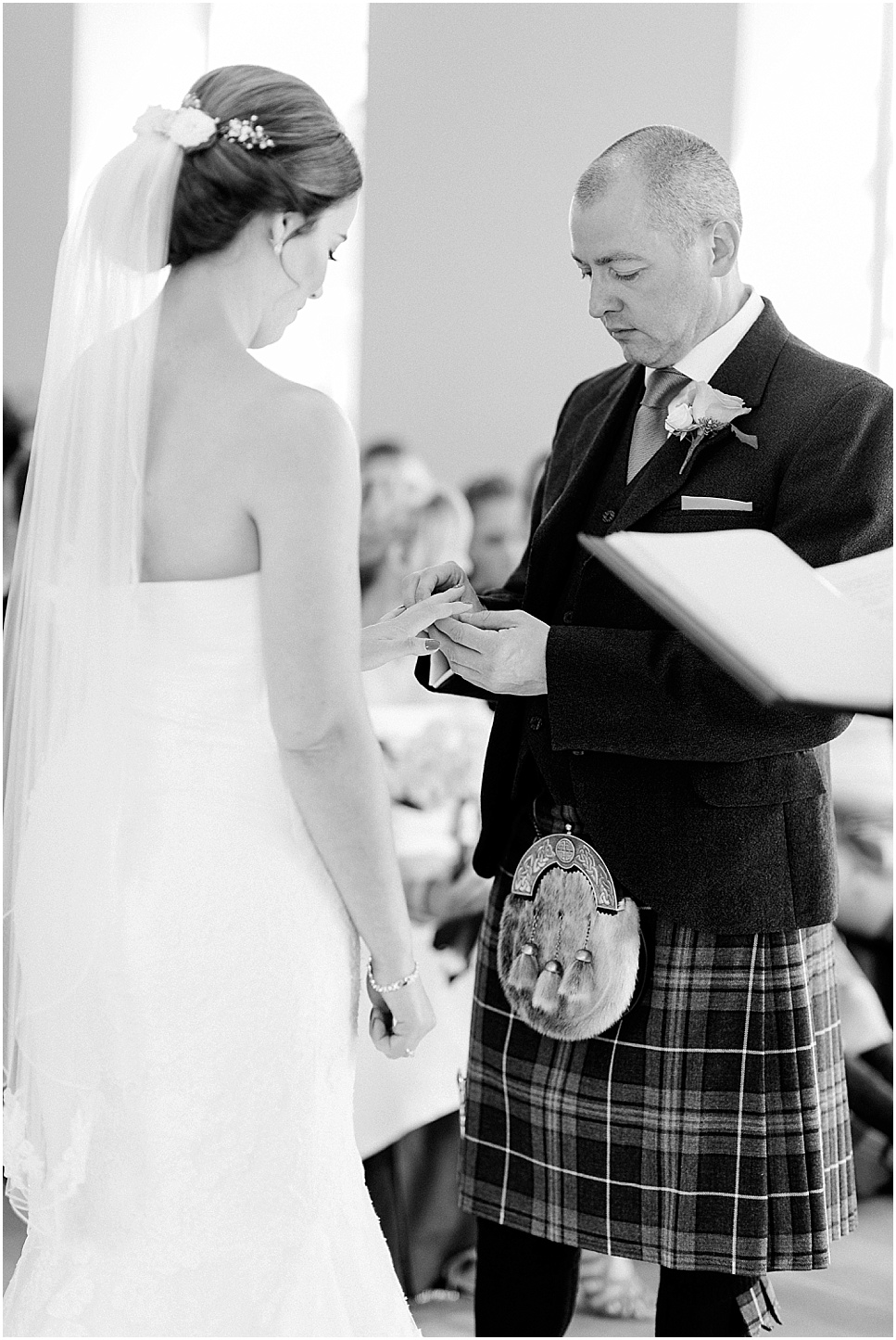 mareikemurray_wedding_photography_linlithgow_burgh_halls_042.jpg