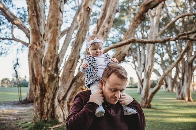 Don't let the cold weather put you off having a session with me, it's still a beautiful time of year to capture you and your family 💕
.
.
.
.
.
#familyphotographer #lifestylephotography #journeytoartist #candidchildhood #documentyourdays #dearphotog