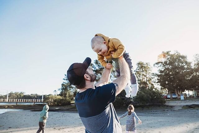 Sunday afternoon adventures 💕
.
.
.
.
.
#kirstynsmartphotography #familyphotographer #lifestylephotography #journeytoartist #candidchildhood #documentyourdays #fortheloveoffamiliesau #dearphotographer #emkm  #kidsunscripted #lifestylephotographer #s