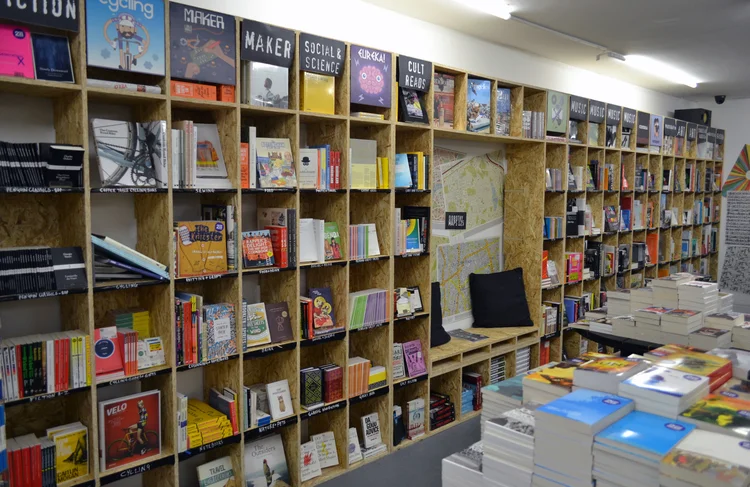 Bookcase.jpg
