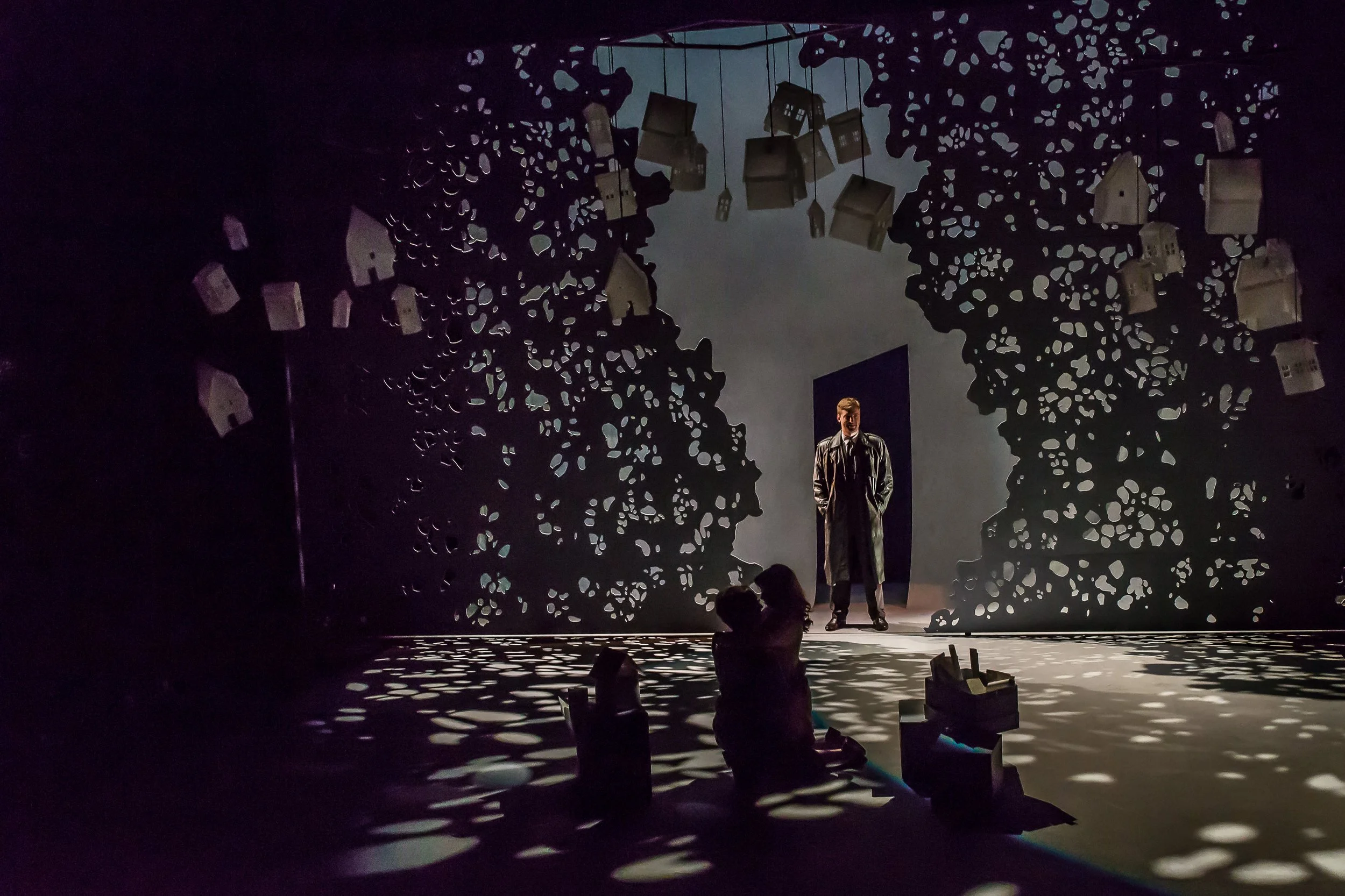 Dead Mans Cell Phone-170.jpeg