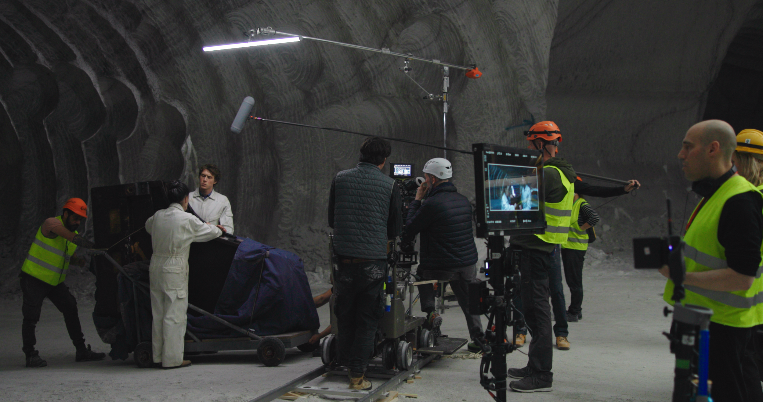 Day 1.01_51_11_00.Still005.PNG