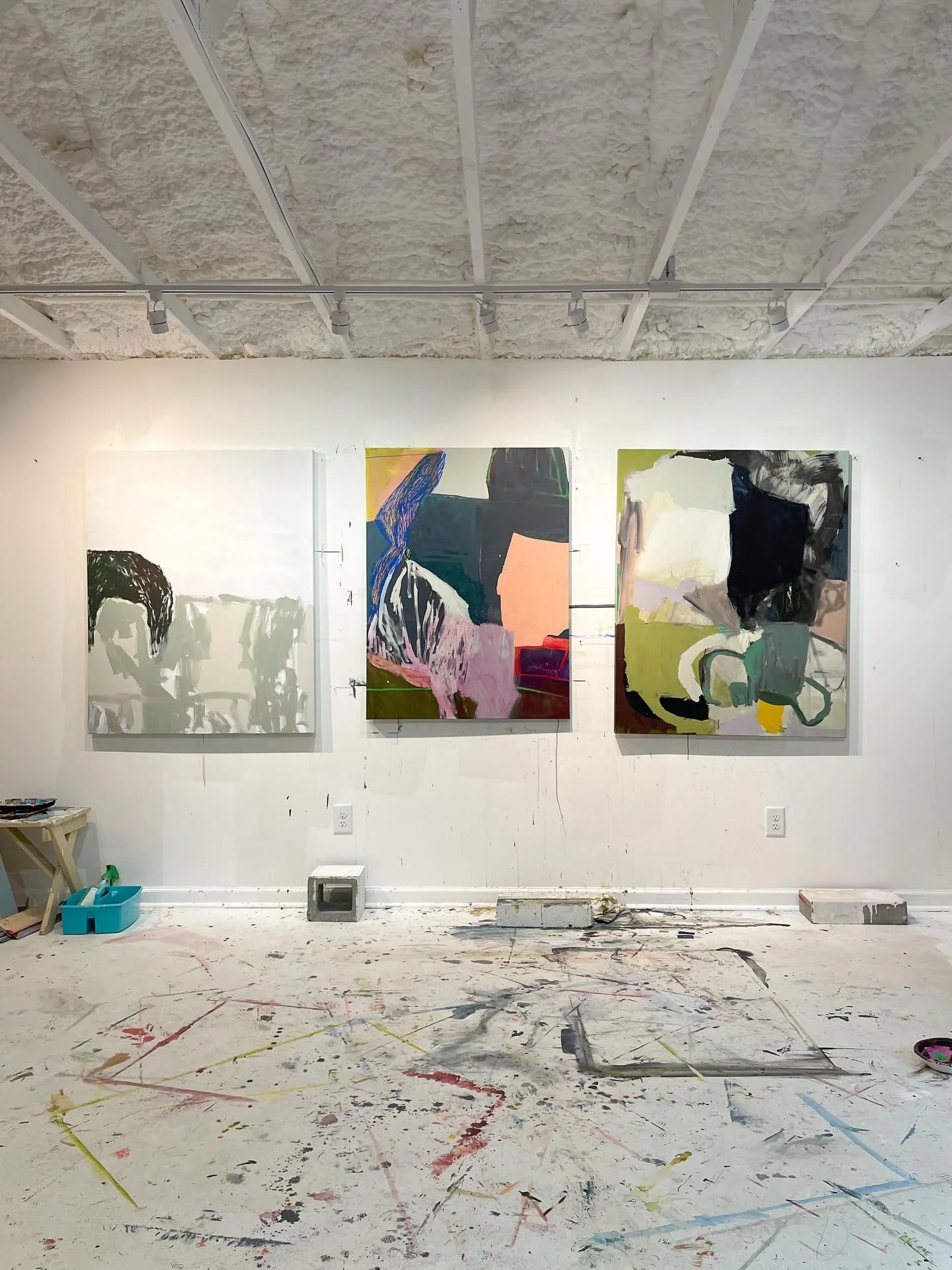 Different stages of done-ness in the studio 🌀

Subtle florals, wilting, being reshaped into something better. A metaphor for motherhood &amp; the inner monologue that will never escape me, or something like that. 

Sign-up for my email newsletter to