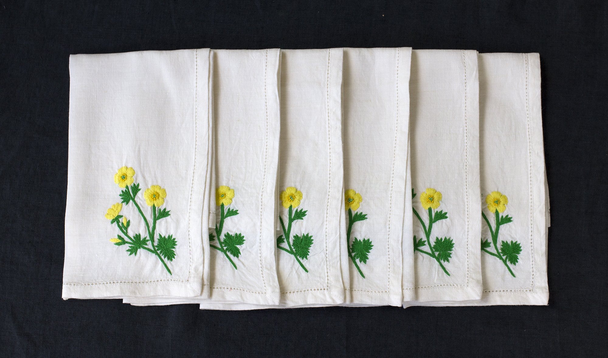 buttercups2.jpg