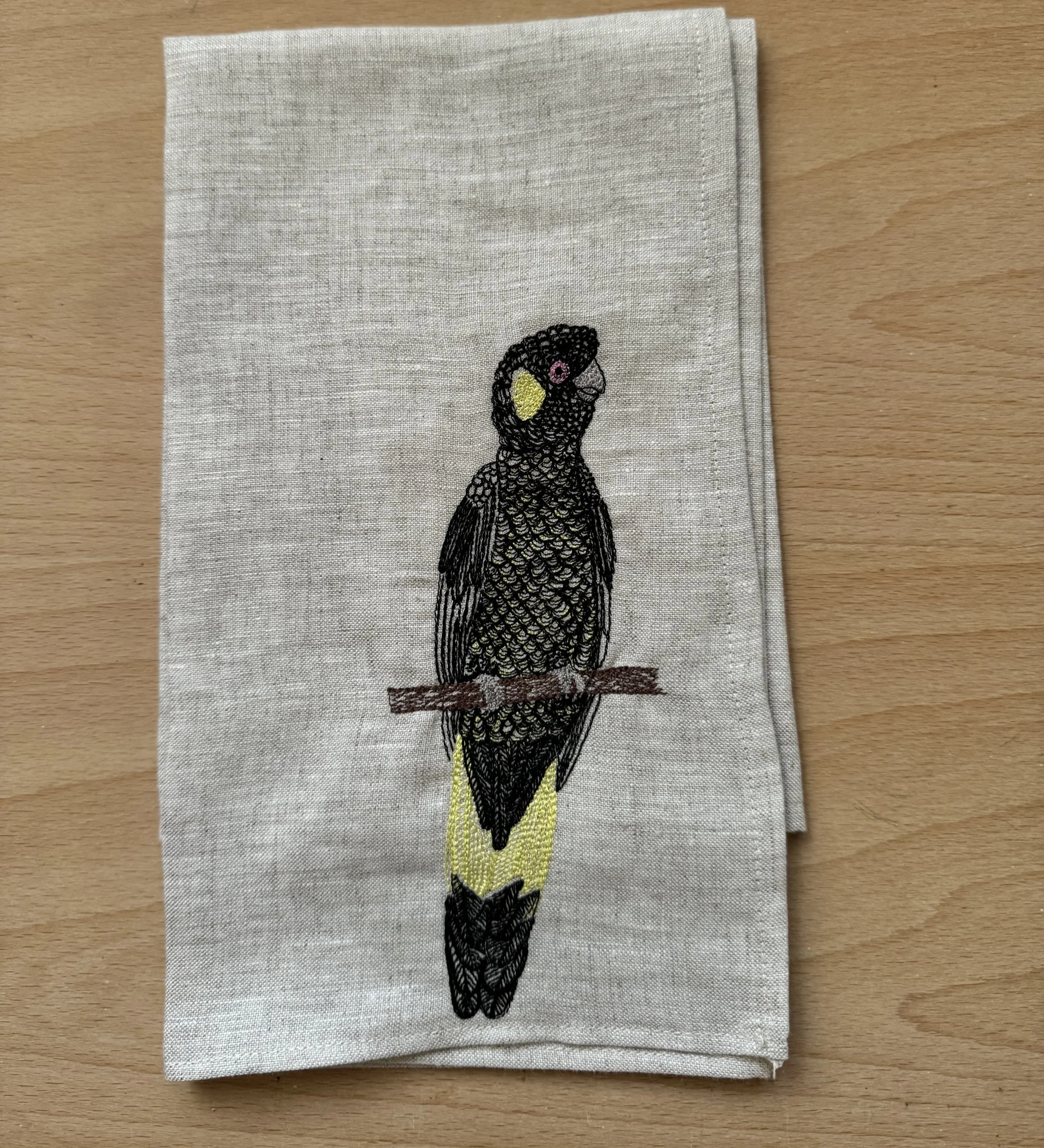 blackcockatoo.jpg