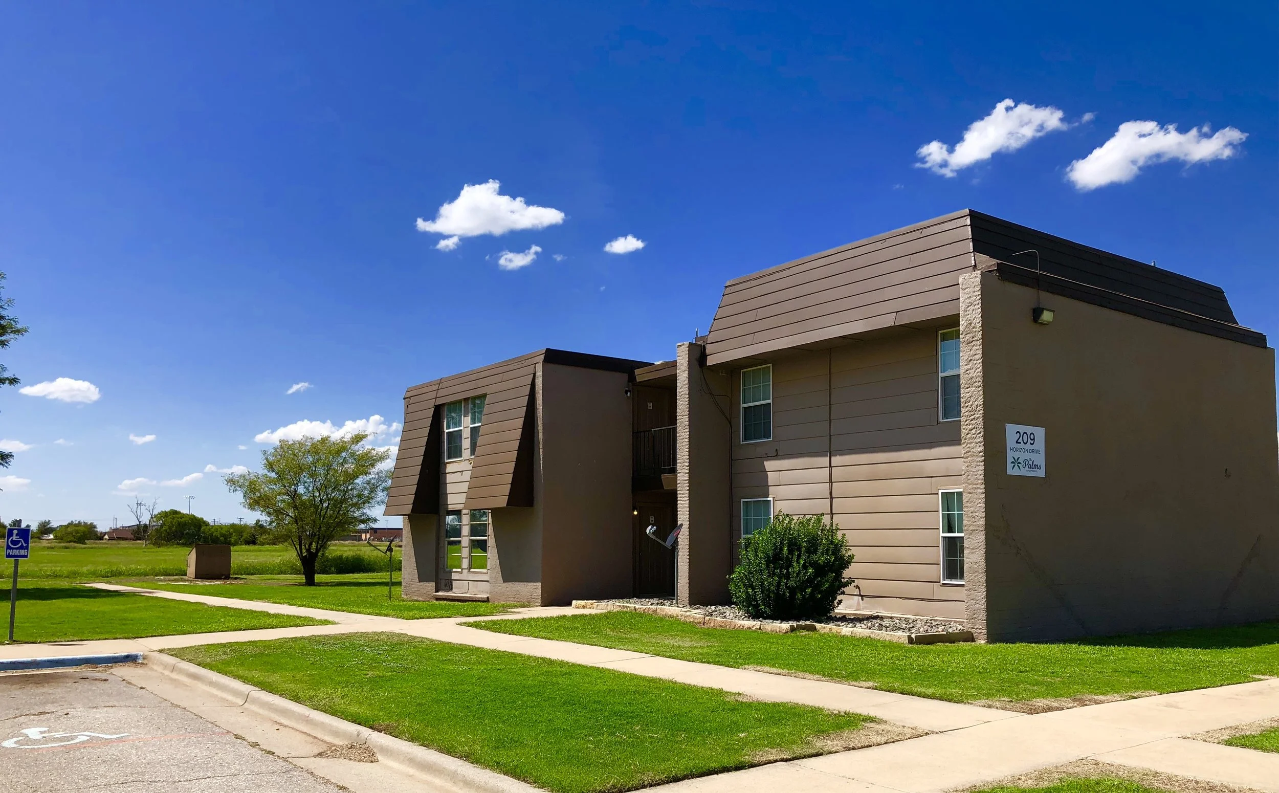 The Palms Apartments Altus, OK