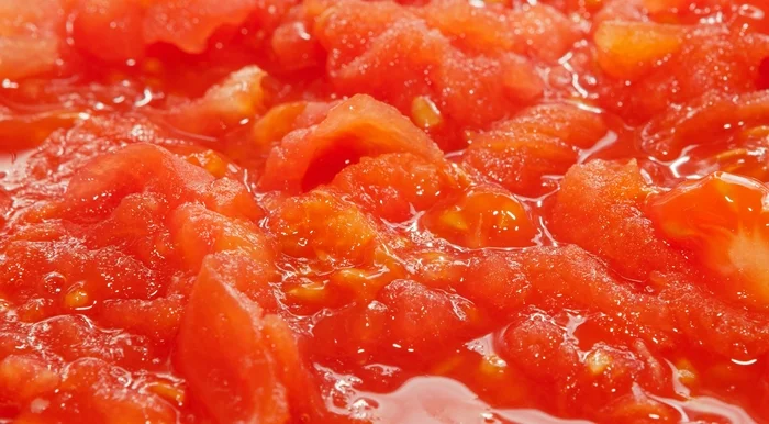 iStock - Tomato Puree Small.jpg