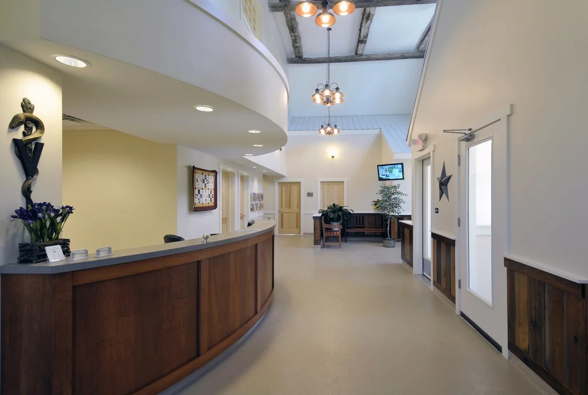 Interior Wood work Crest ViewAnimal+Clinic+012.jpeg