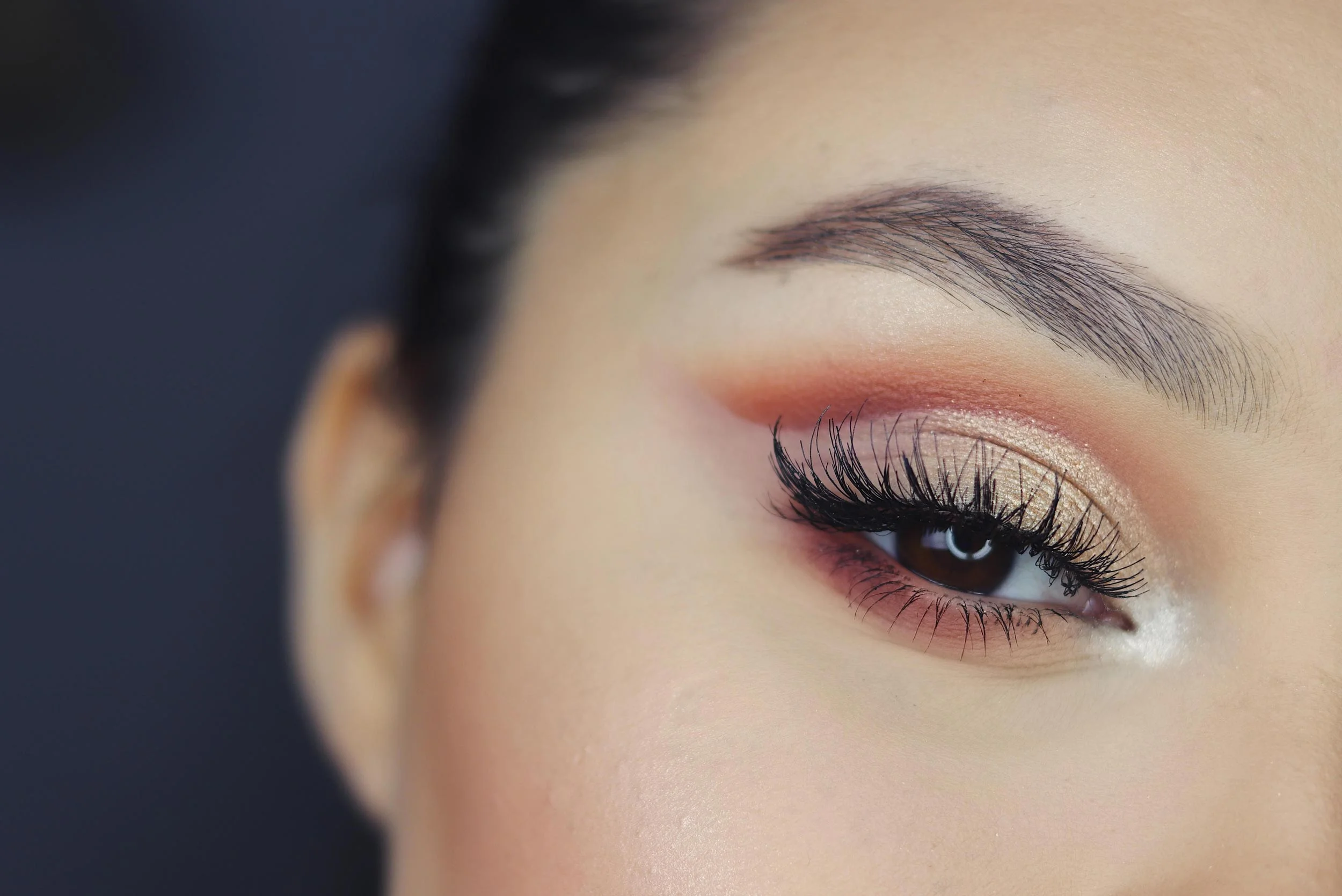 mascara_eyes.jpg
