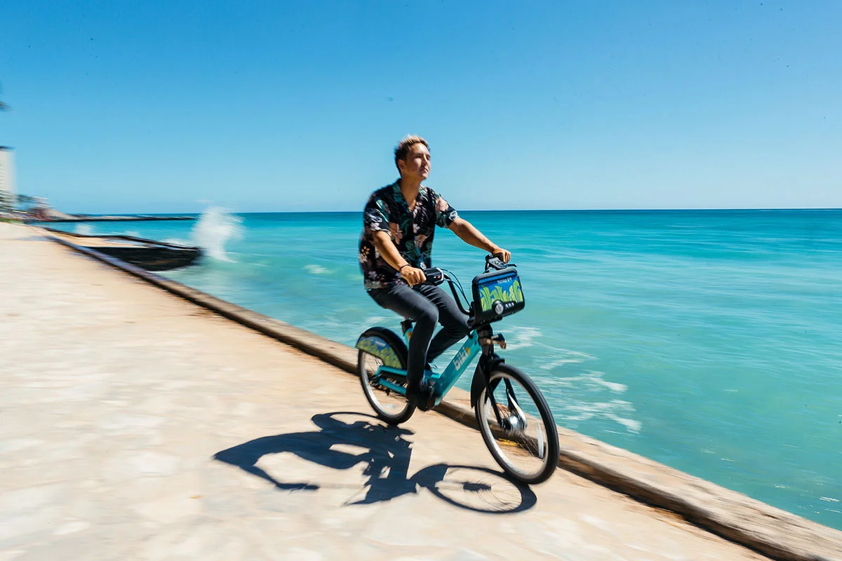 Take the scenic route by bike. Biki Bikeshare stations can be found throughout Honolulu. Get the app or visit: https://gobiki.org/
