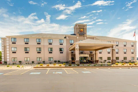 Comfort Inn.jpg