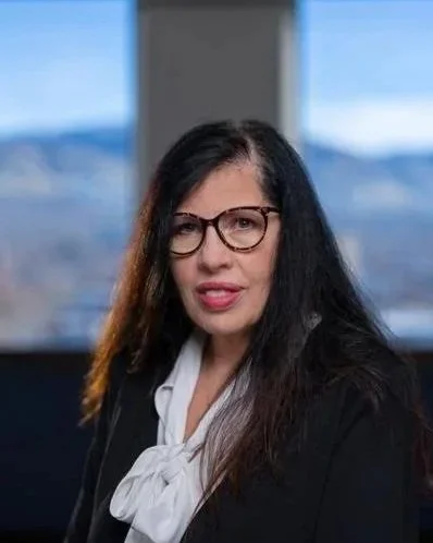 Michelle Peterson博士