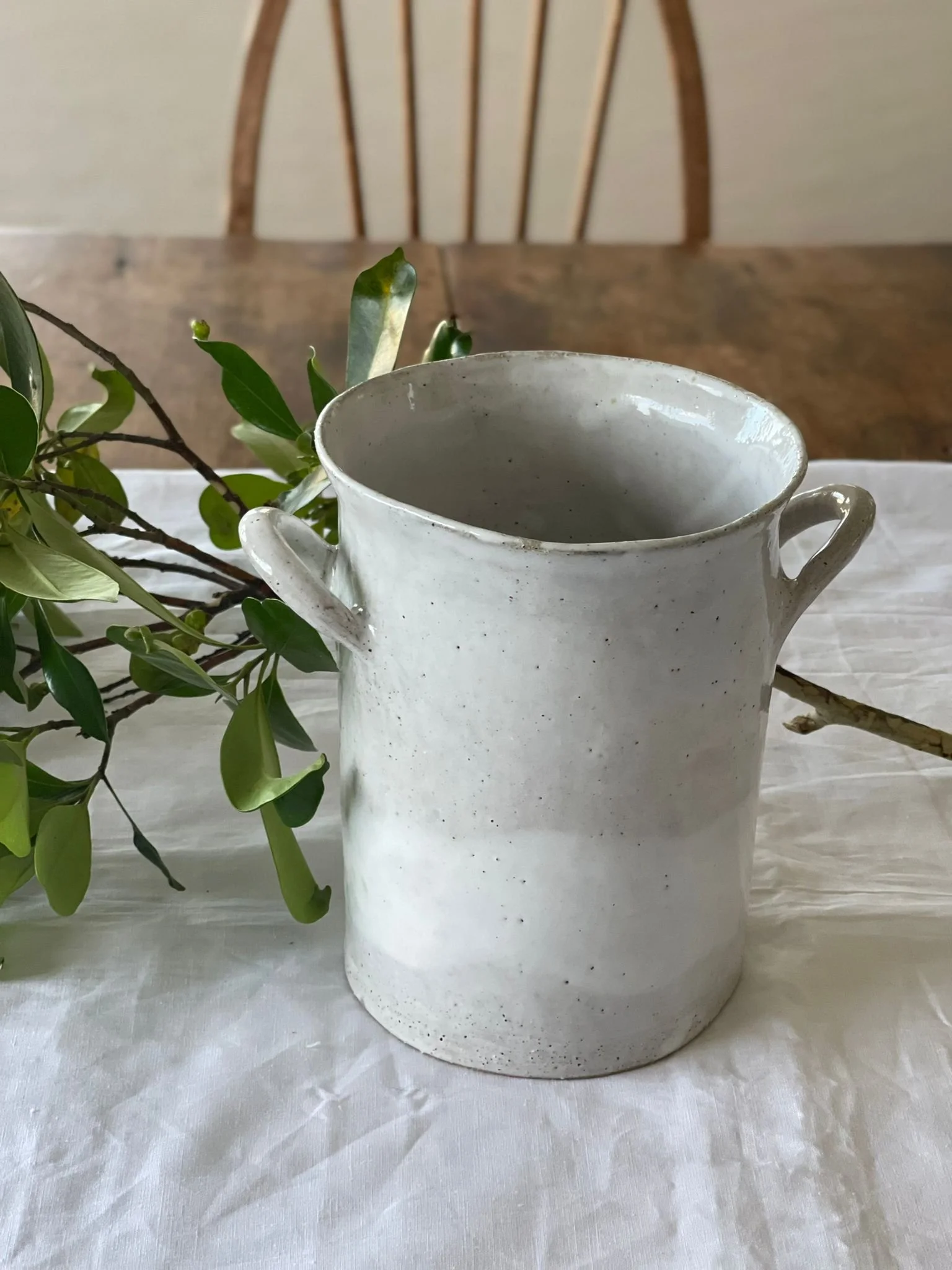 PHARMACY WHITE PARIS VASE MEDIUM